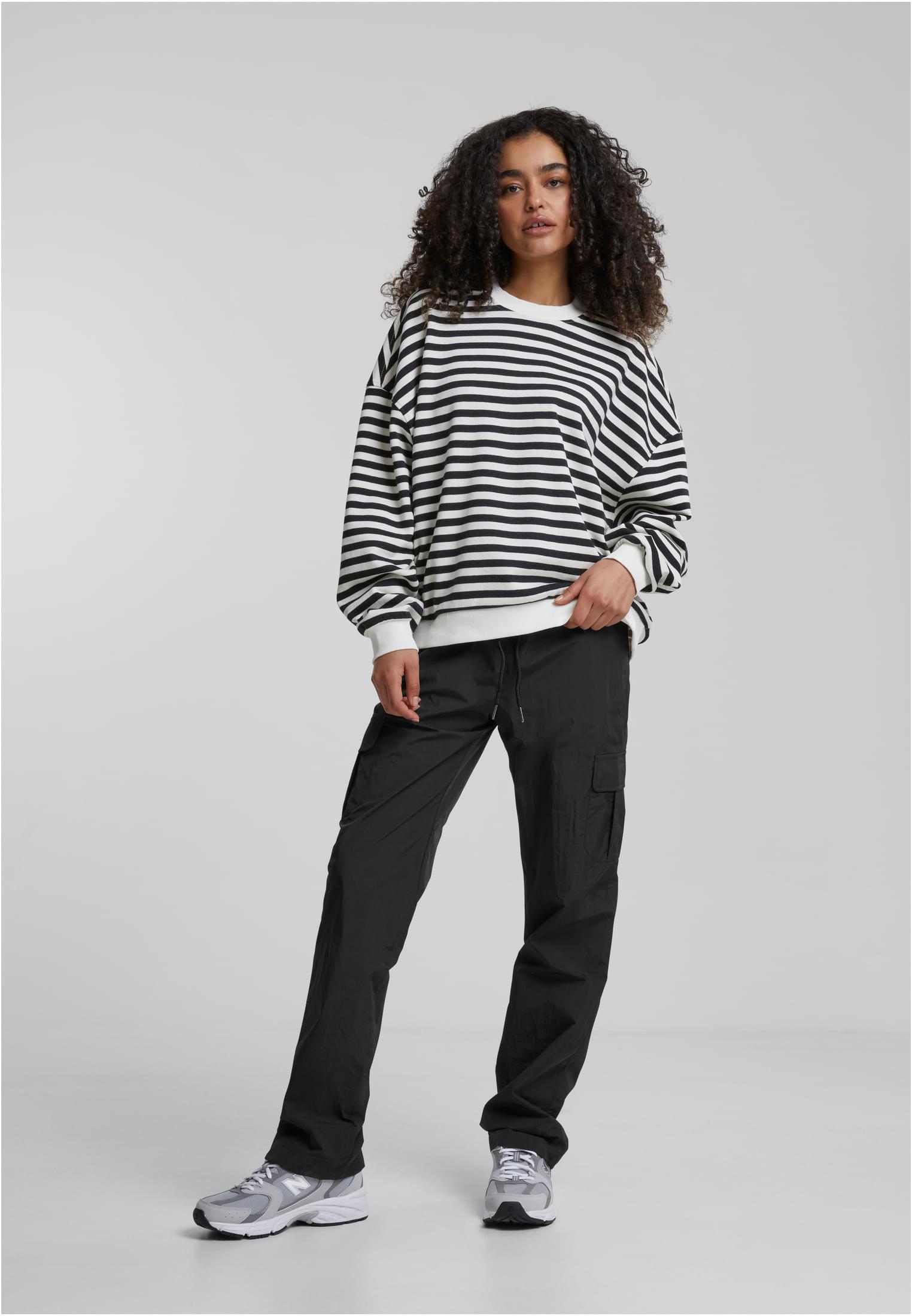 Ladies Oversized Striped Crewneck | black/whitesand