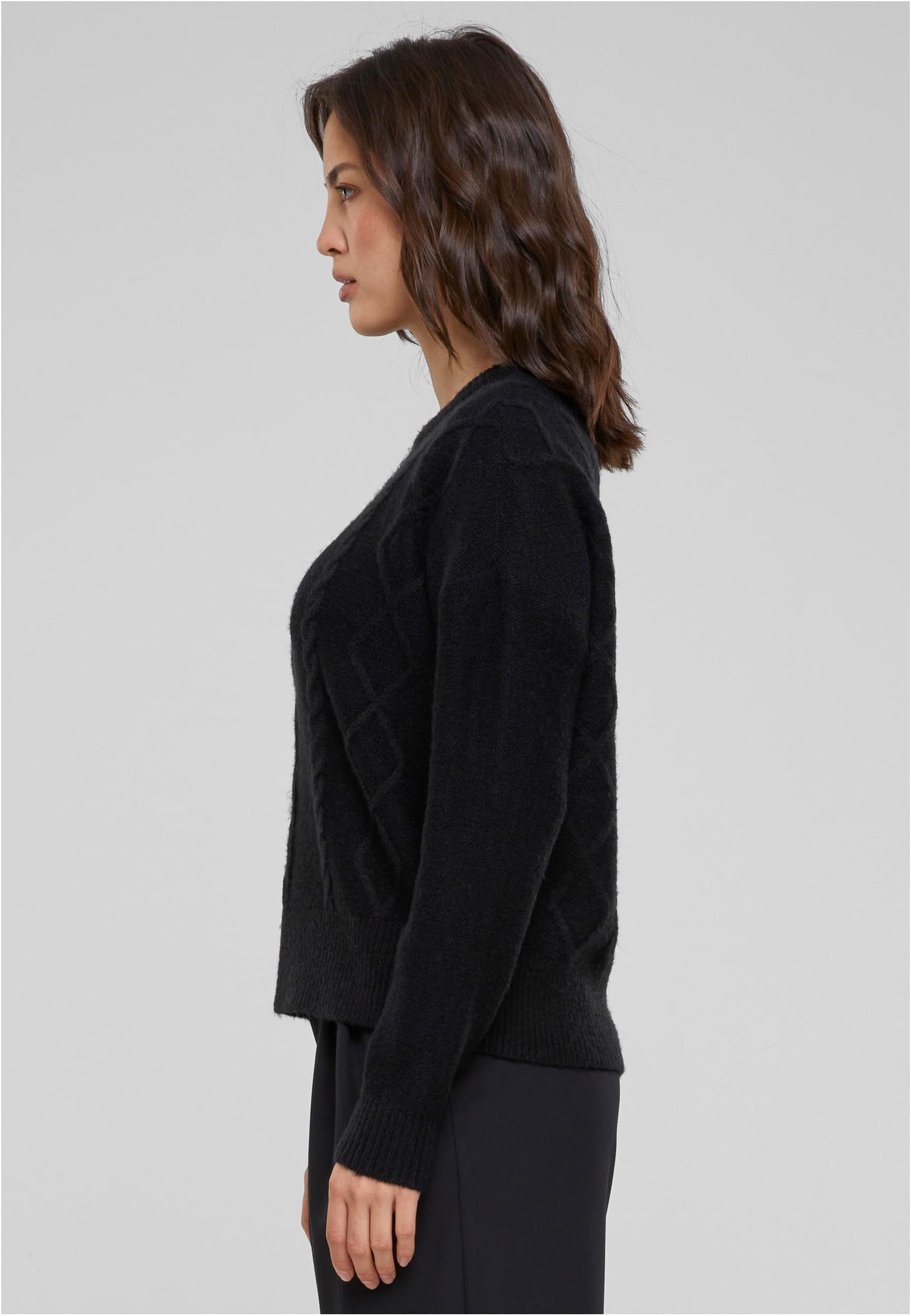 Ladies Cabel Knit Sweater | black