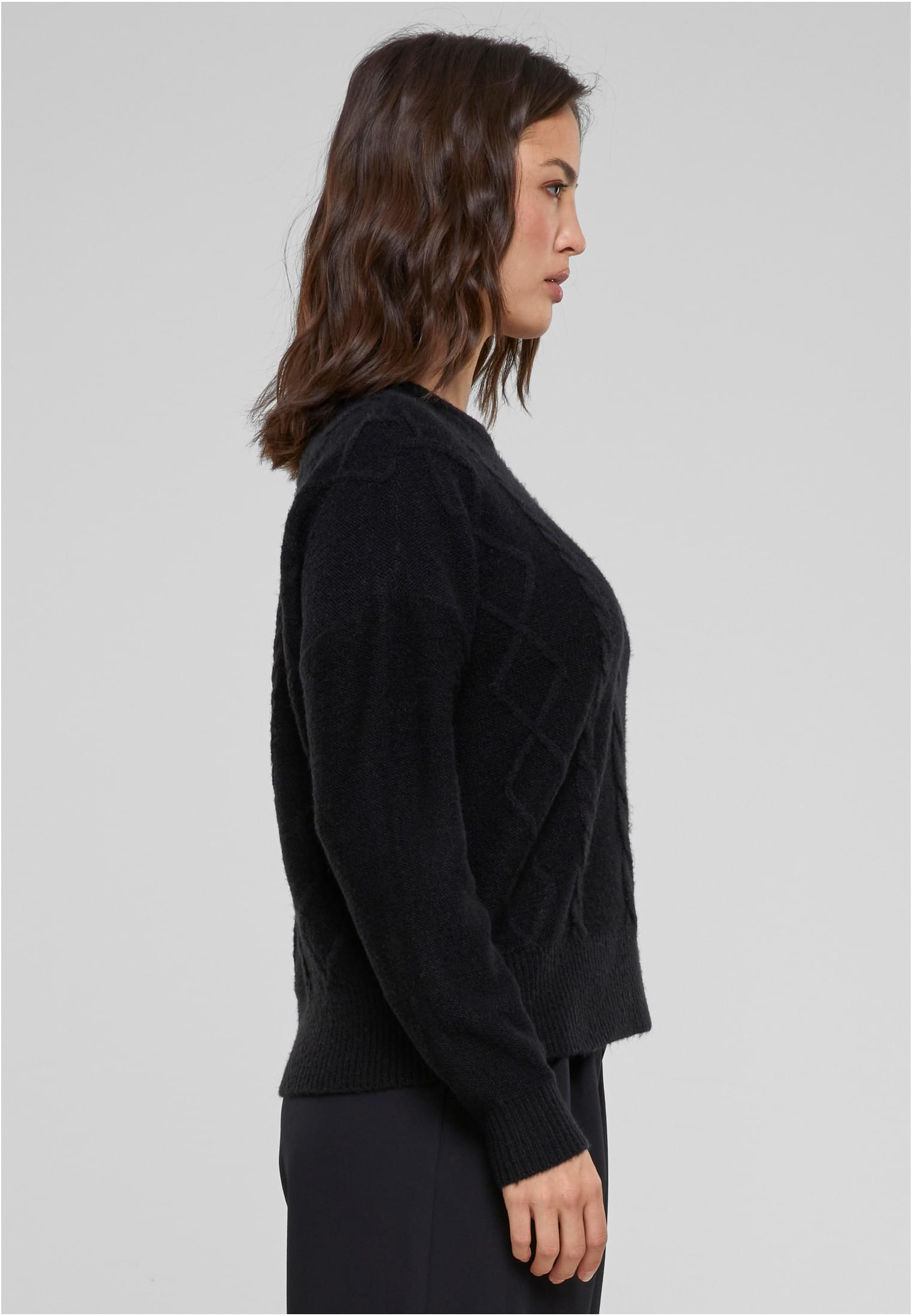 Ladies Cabel Knit Sweater | black