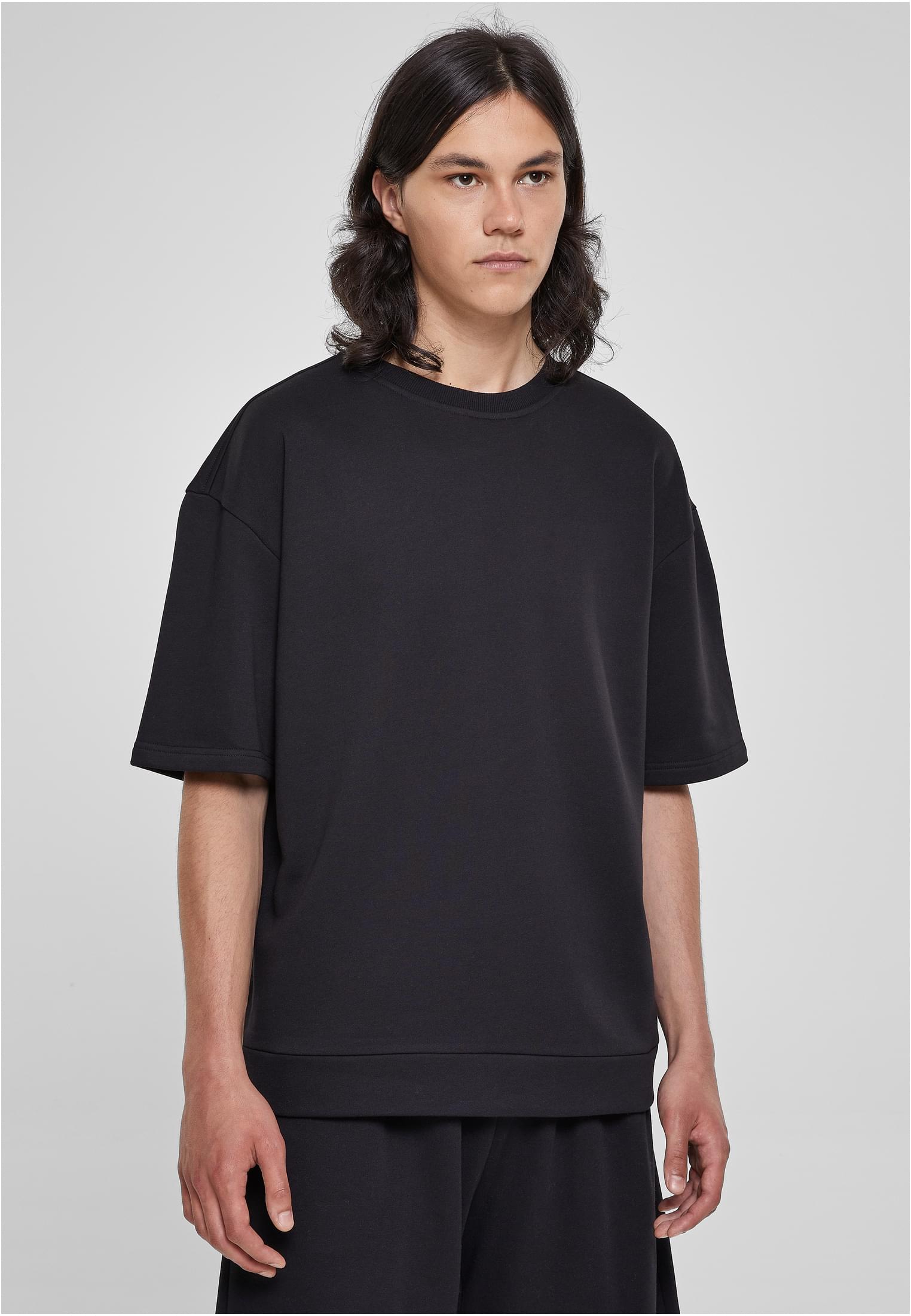 Oversized Short Sleeve Crew | black