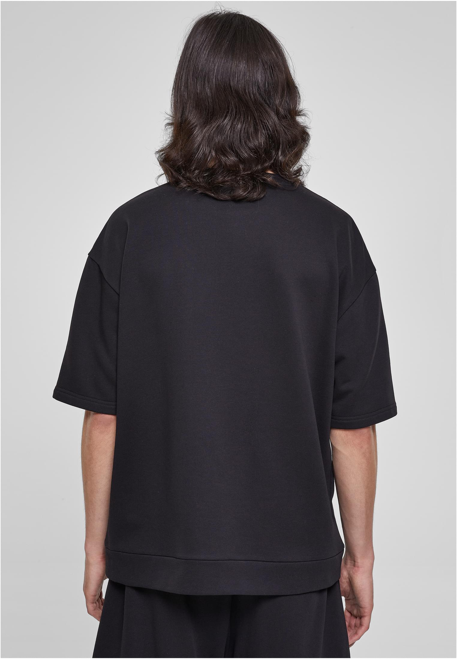 Oversized Short Sleeve Crew | black