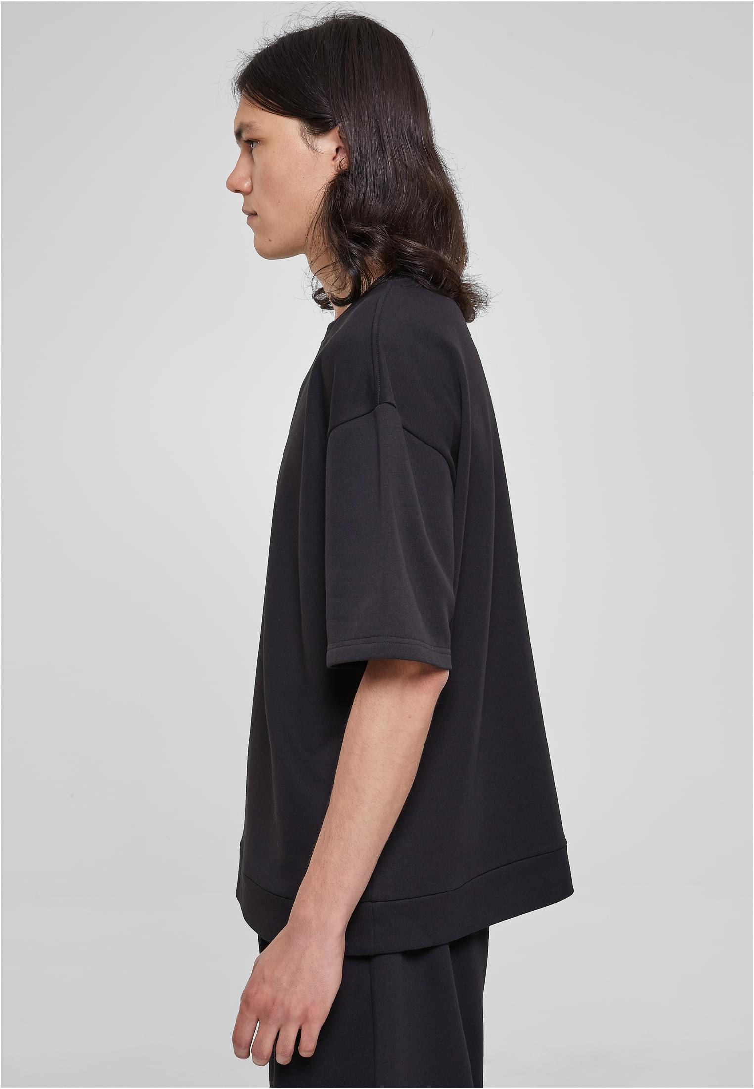 Oversized Short Sleeve Crew | black