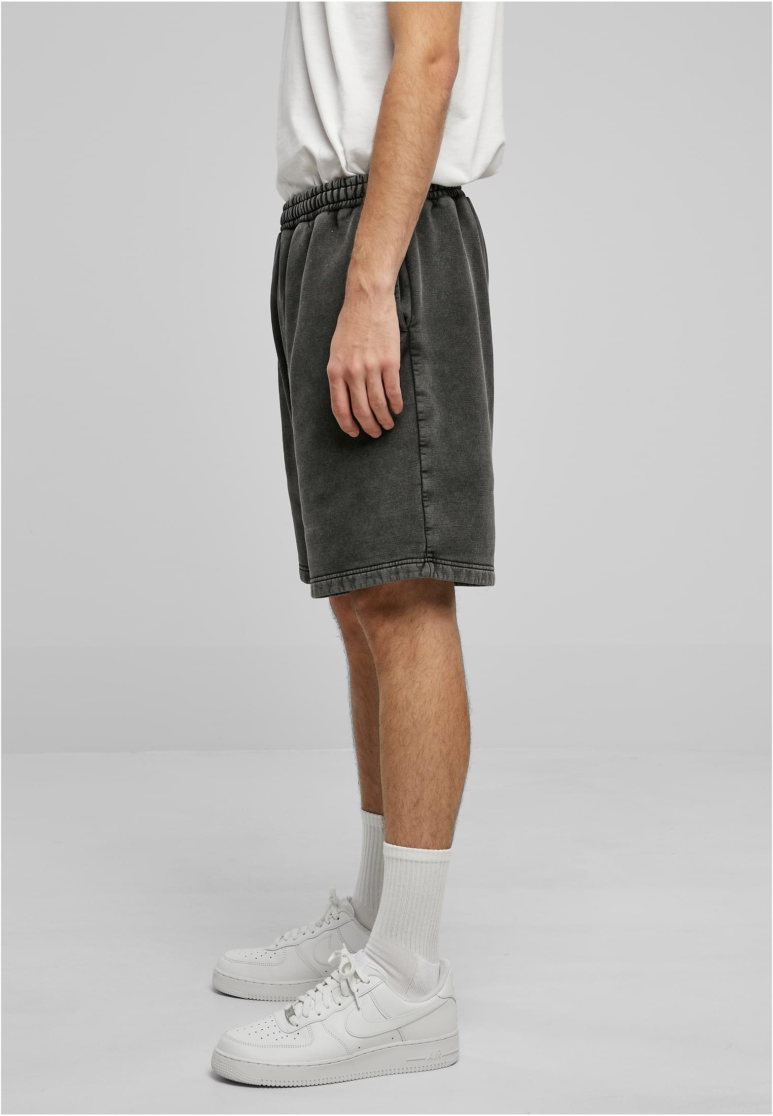 Heavy Stone Washed Sweat Shorts | black