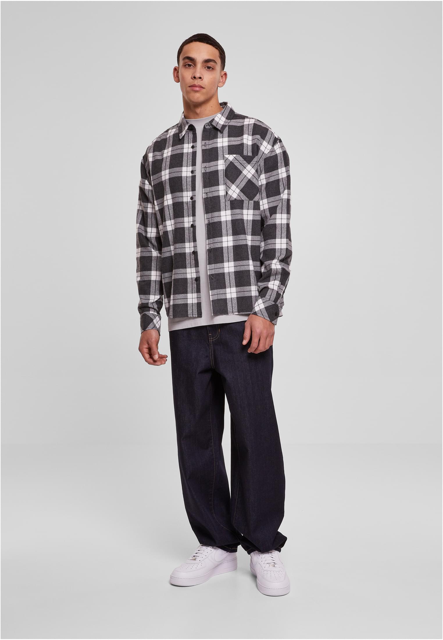 Boxy Dark Checked Shirt | grey/white