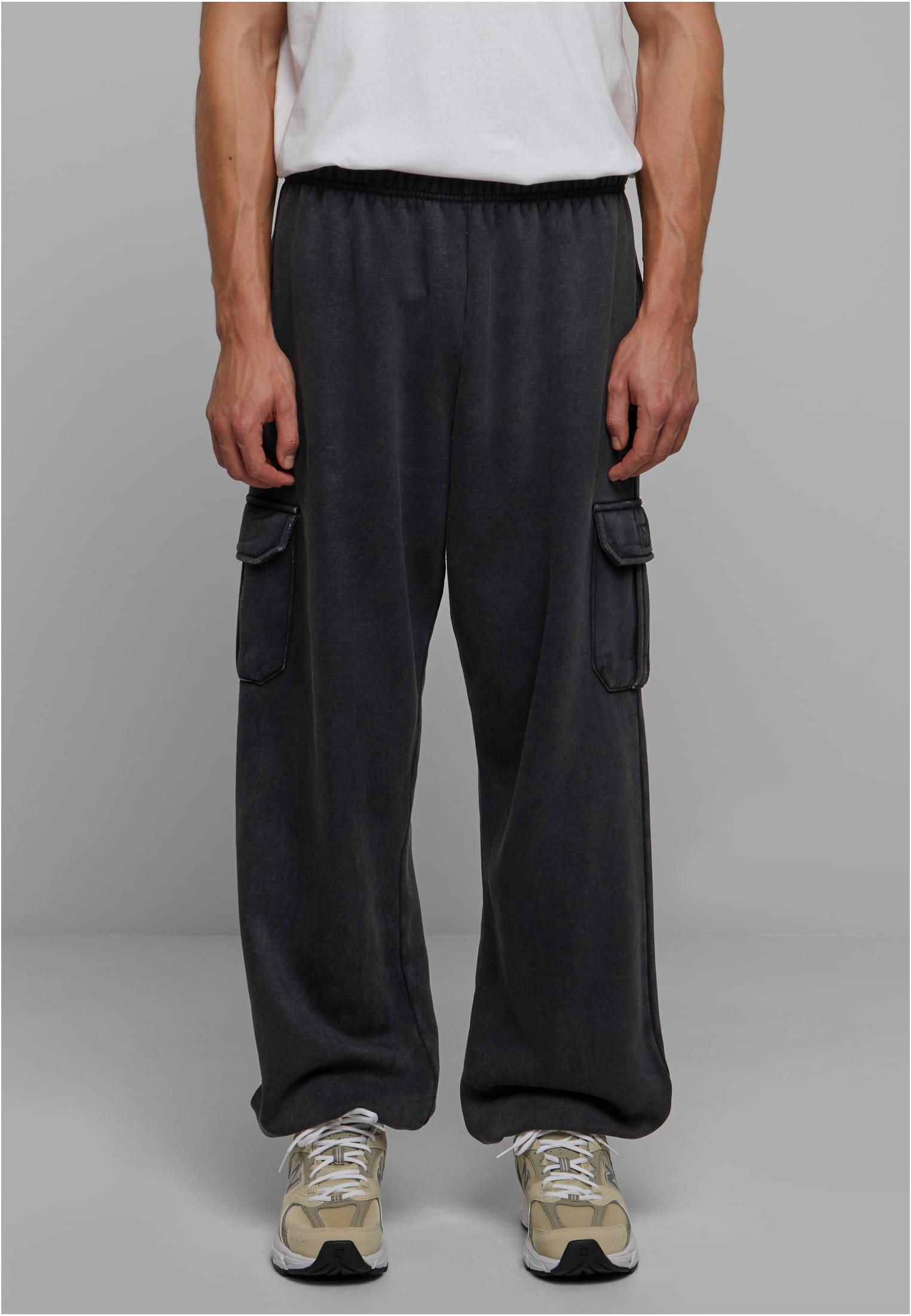 Acid Washed Cargo Sweatpants | black