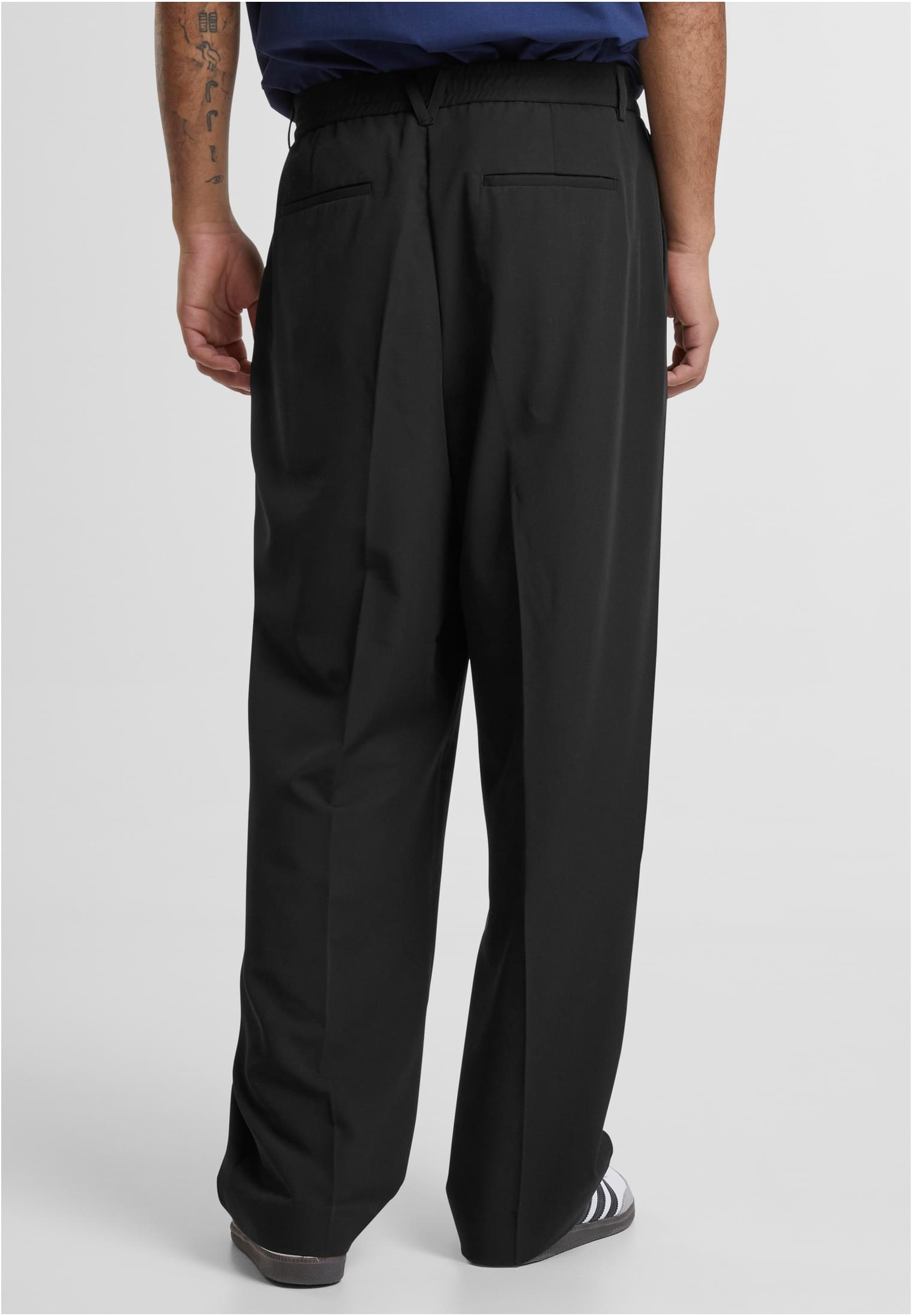 Wide Fit Pants | black