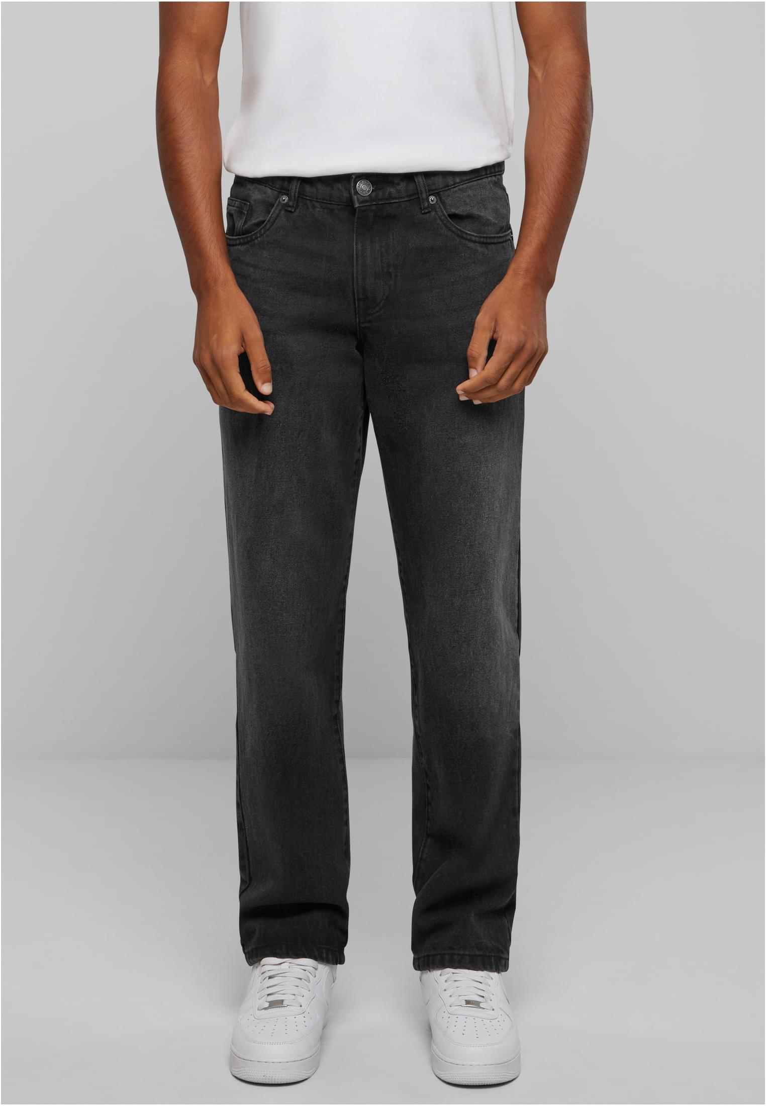 Heavy Ounce Straight Fit Jeans | blackwashed