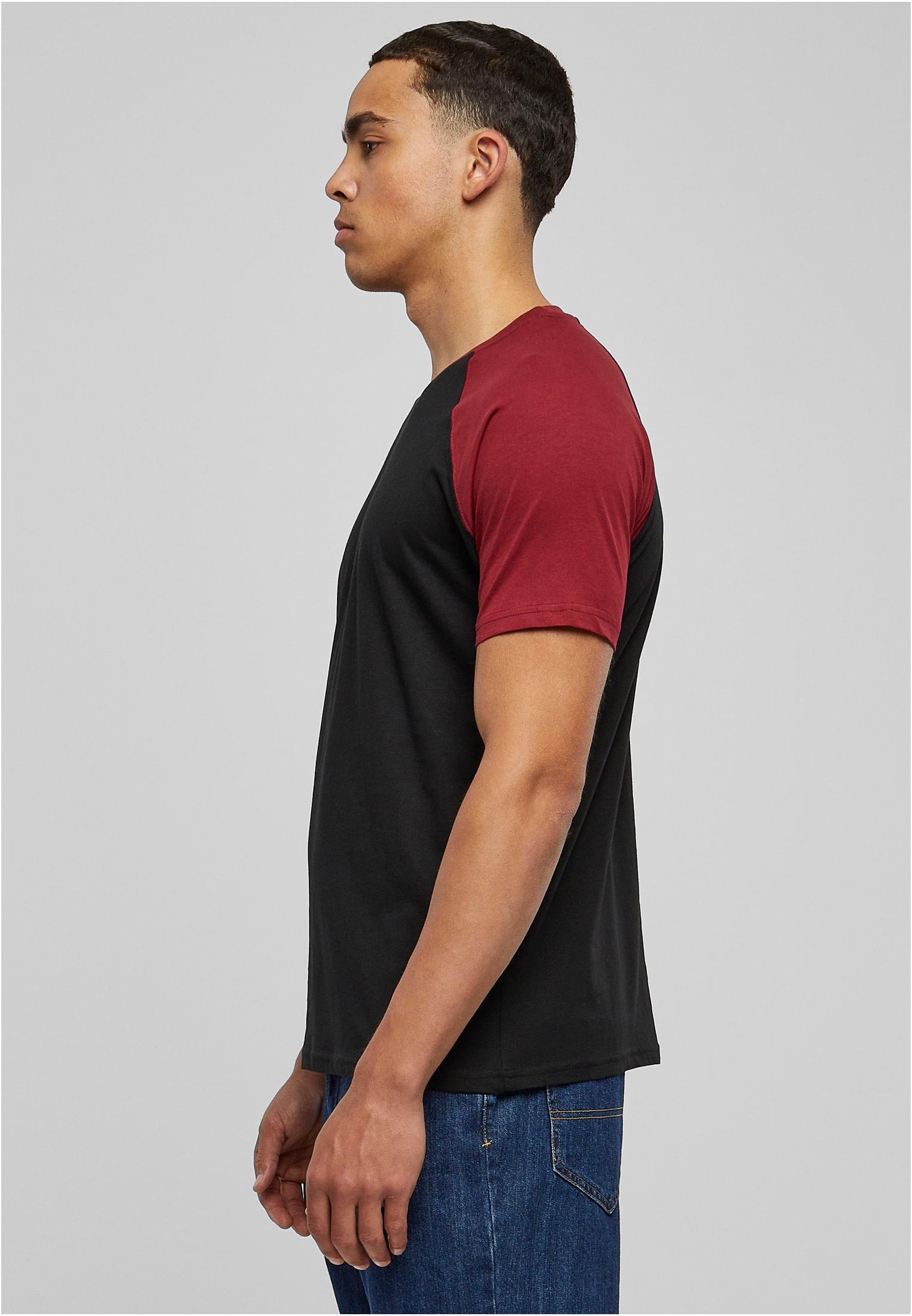 Raglan Contrast Tee | blk/burgundy