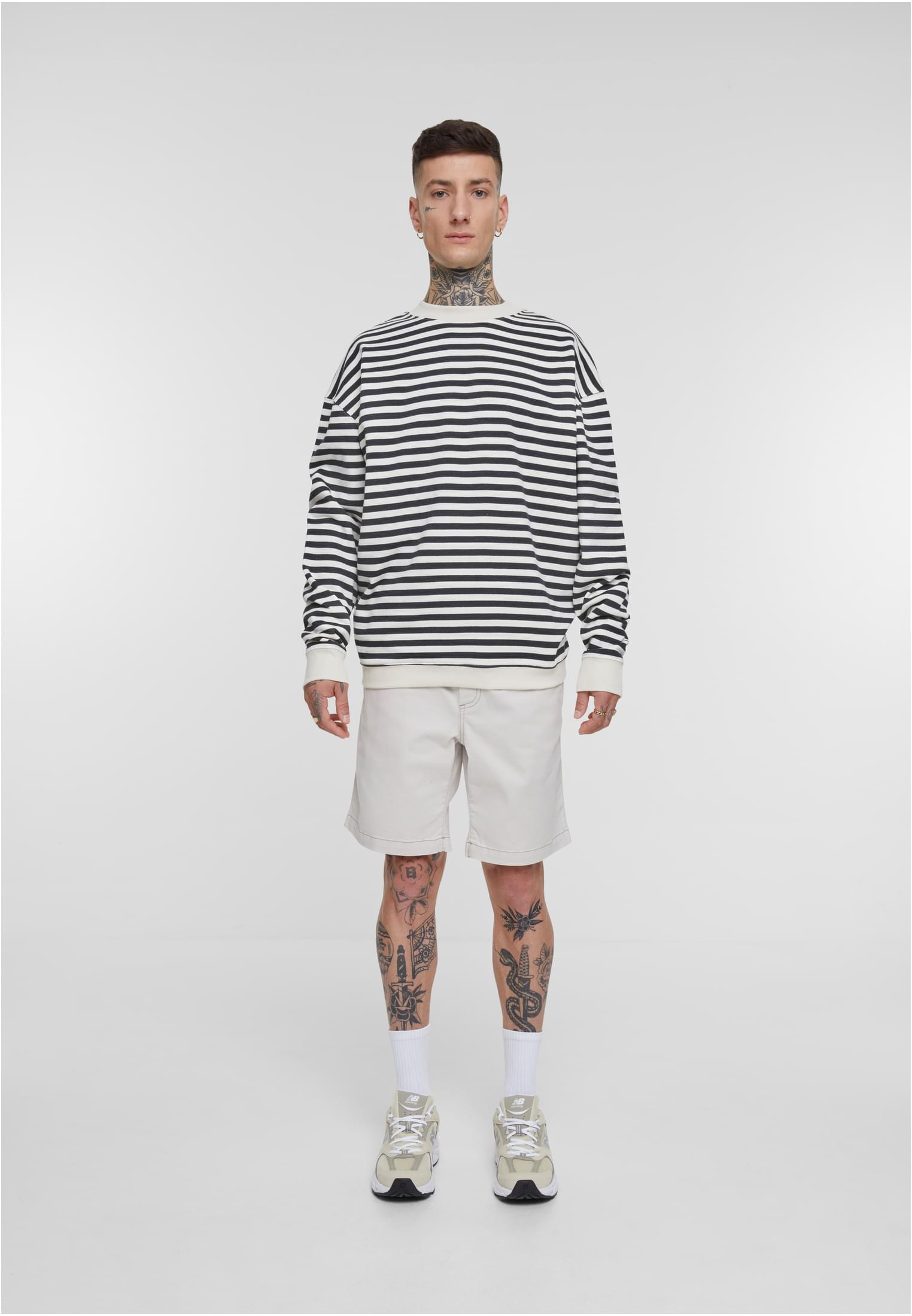 Striped Crewneck | whitesand/black