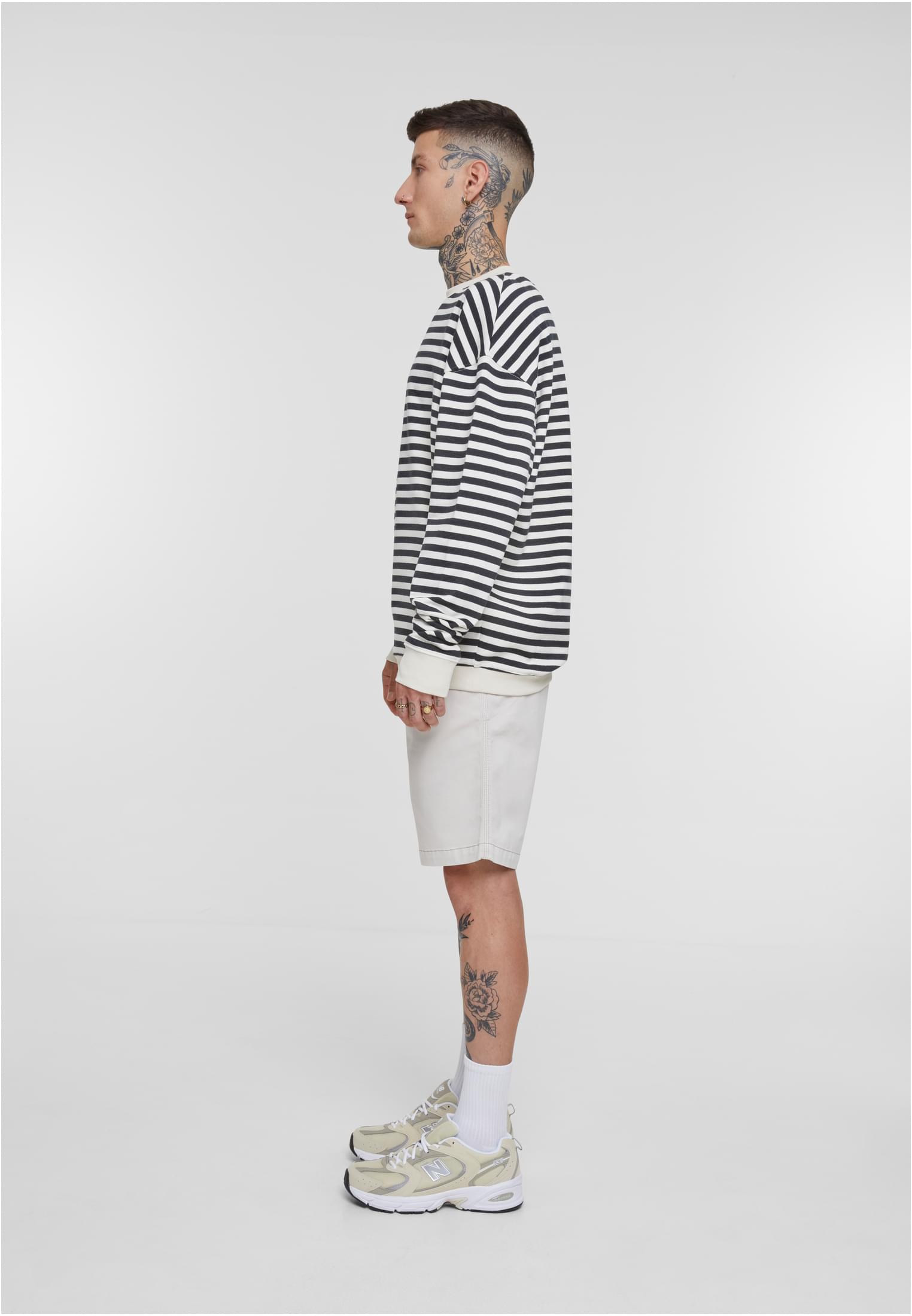 Striped Crewneck | whitesand/black