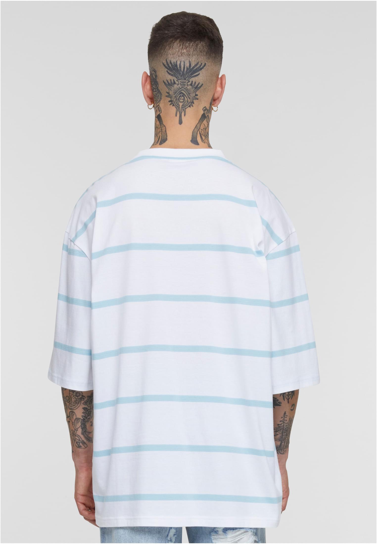 Oversized Sleeve Modern Stripe Tee | white/oceanblue