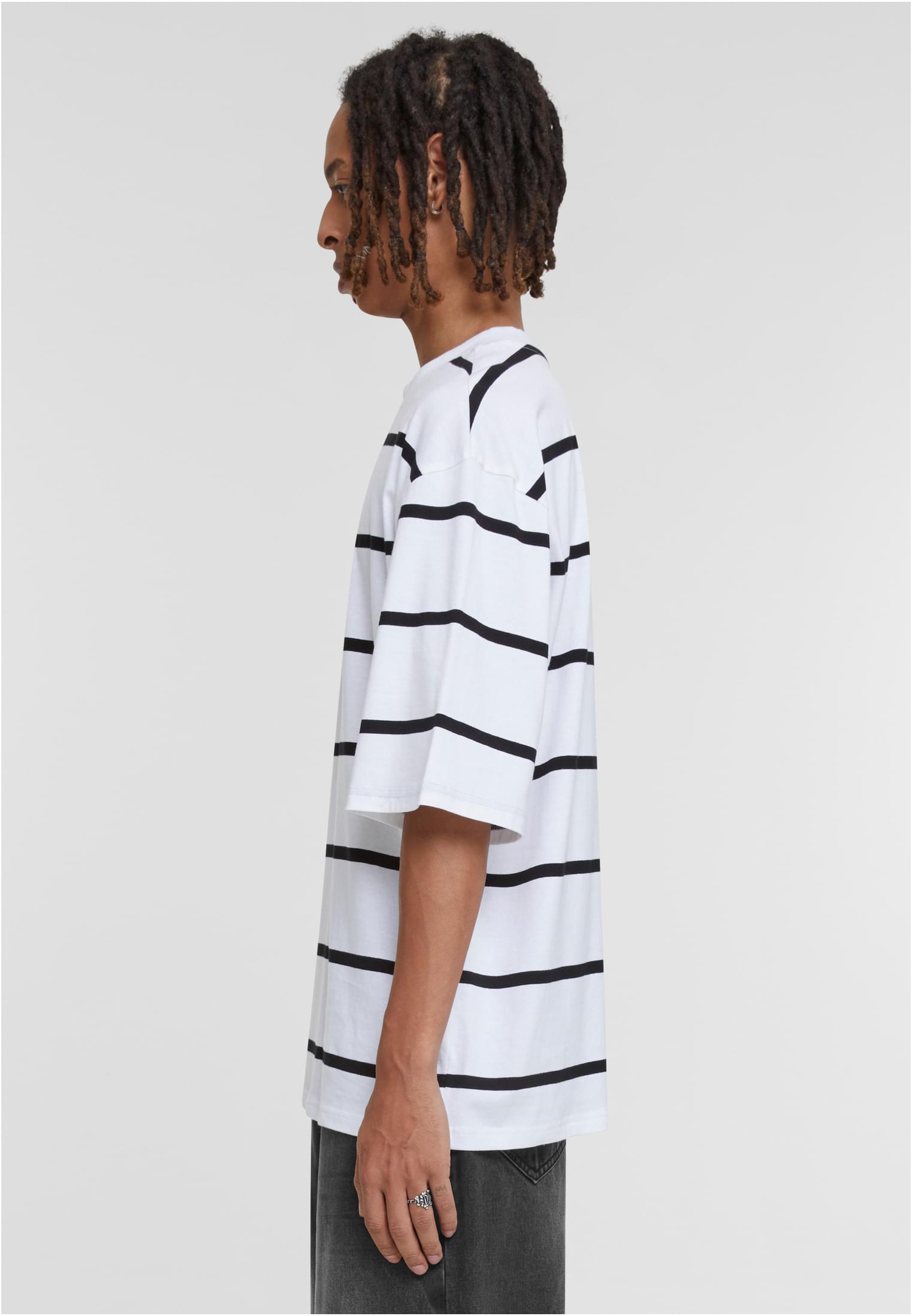 Oversized Sleeve Modern Stripe Tee | white/black