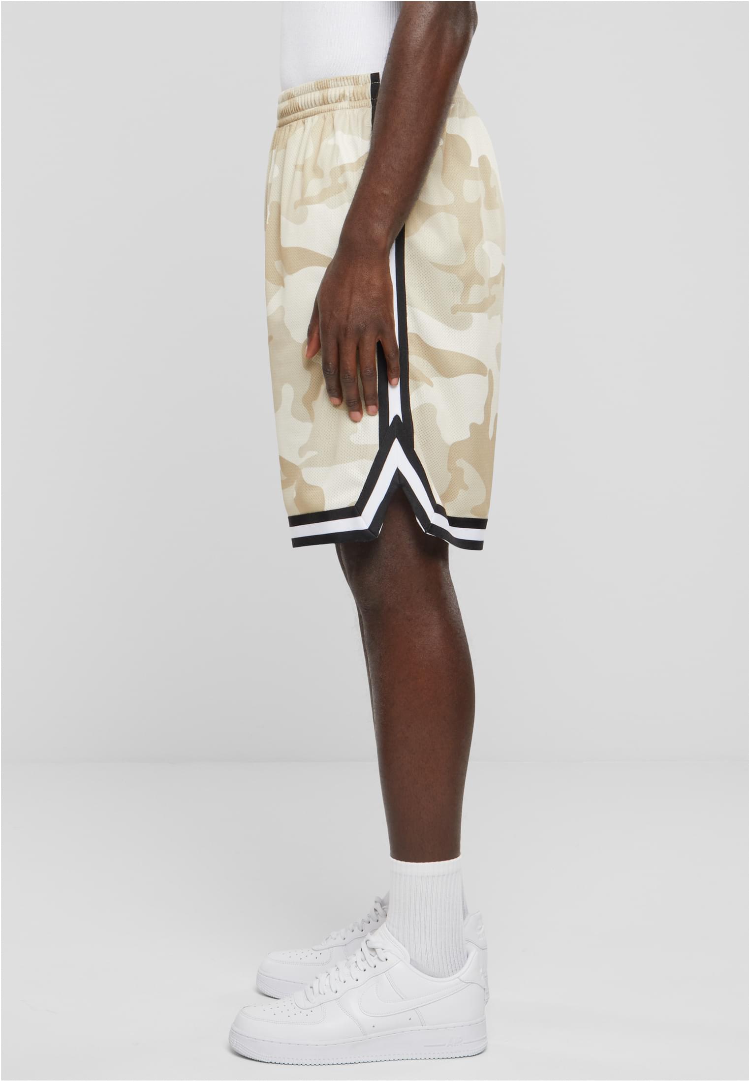 Mesh AOP Shorts | simplesandcamo