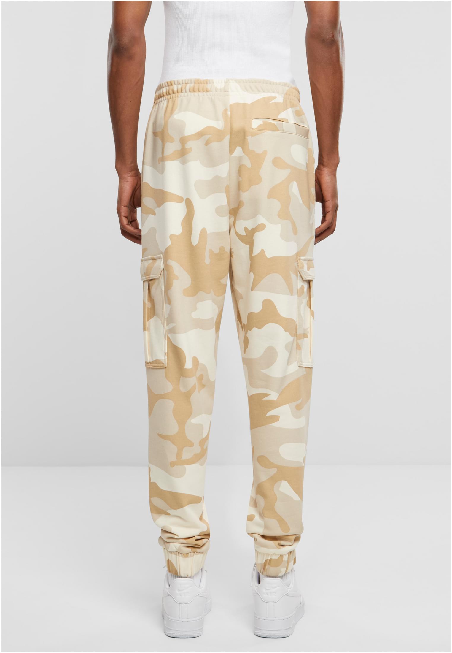 Wide Camo Cargo Sweatpants | simplesandcamo