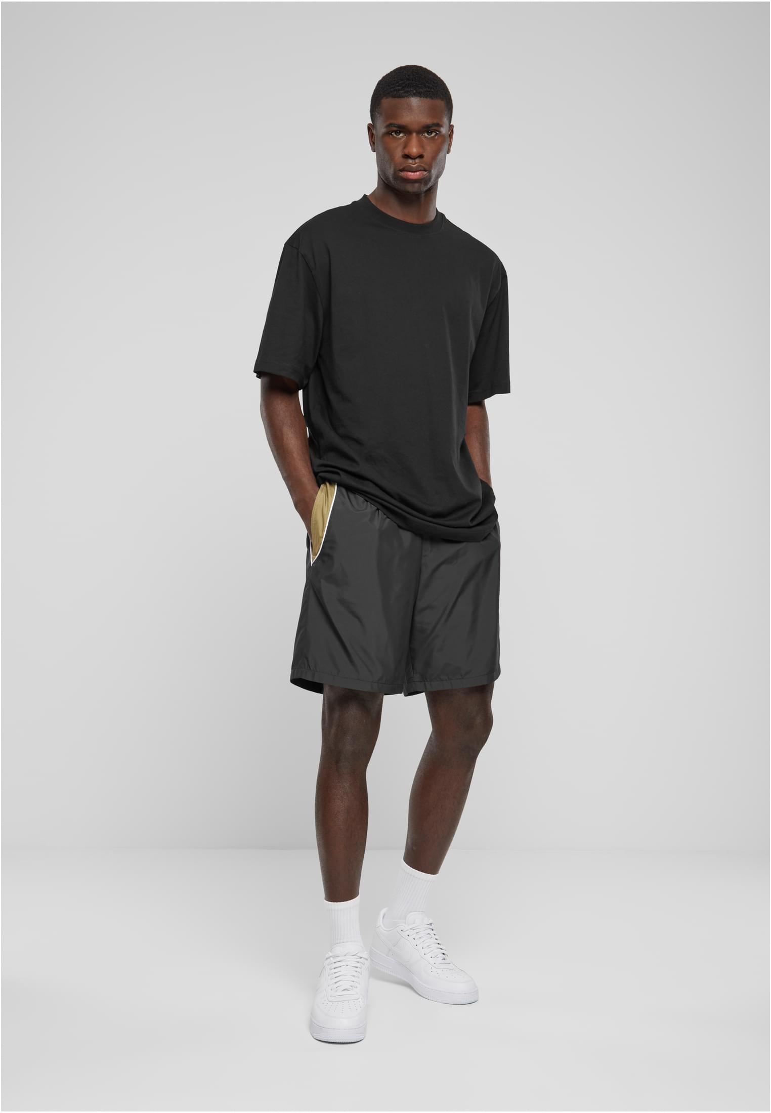 Piped Track Shorts | black