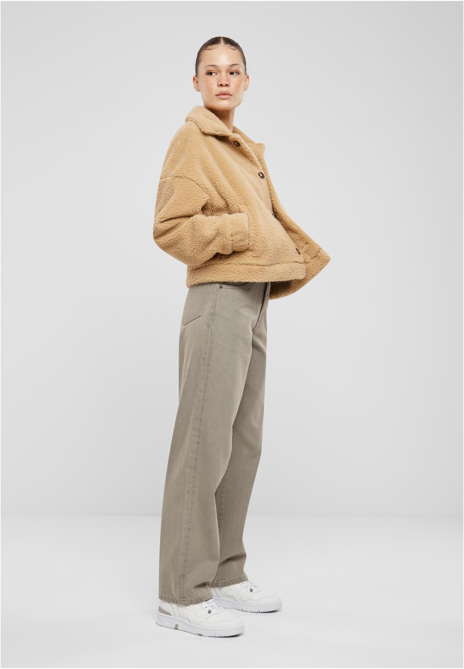 Ladies Short Sherpa Button Jacket | unionbeige