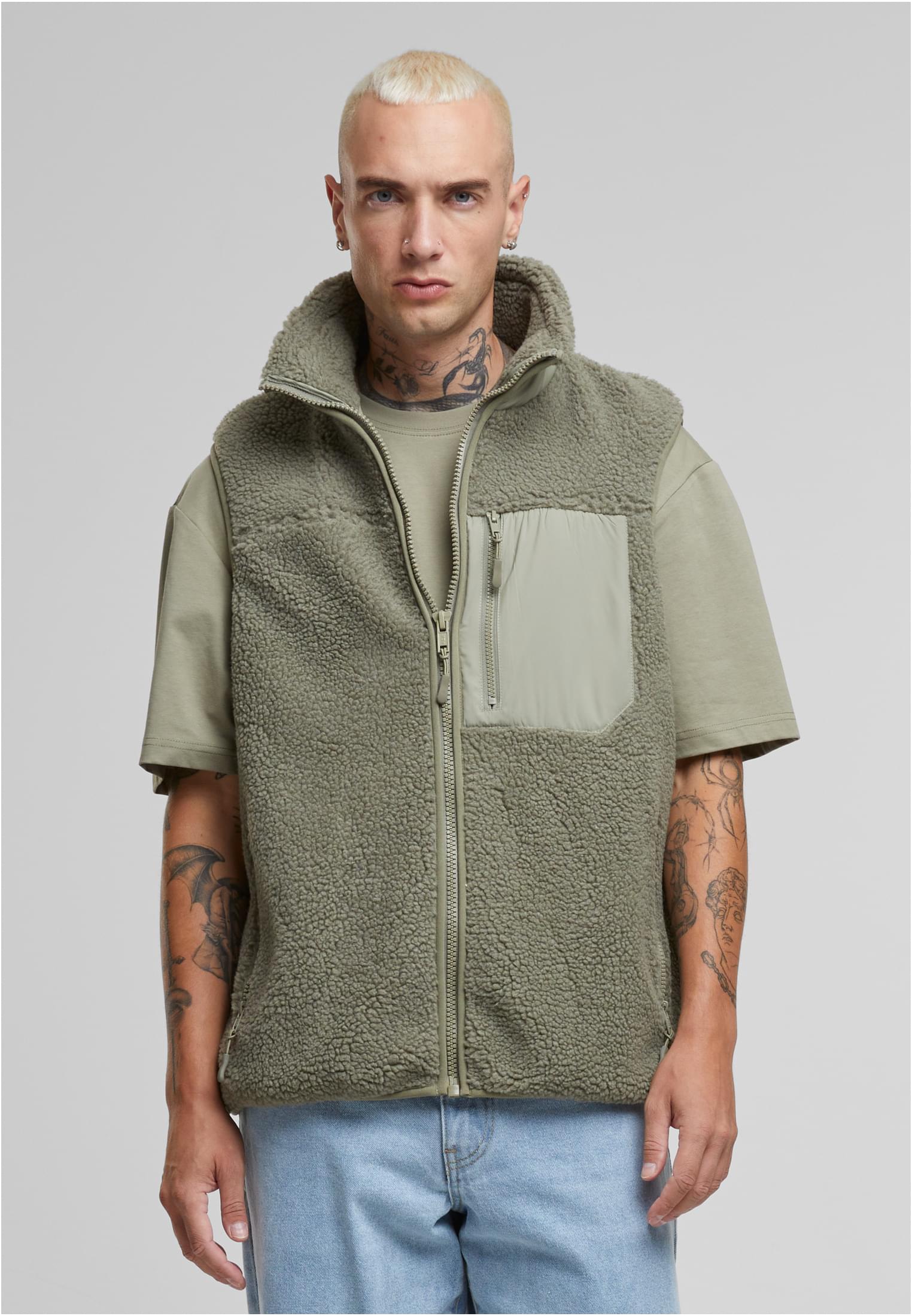 Sherpa Vest | palegreen