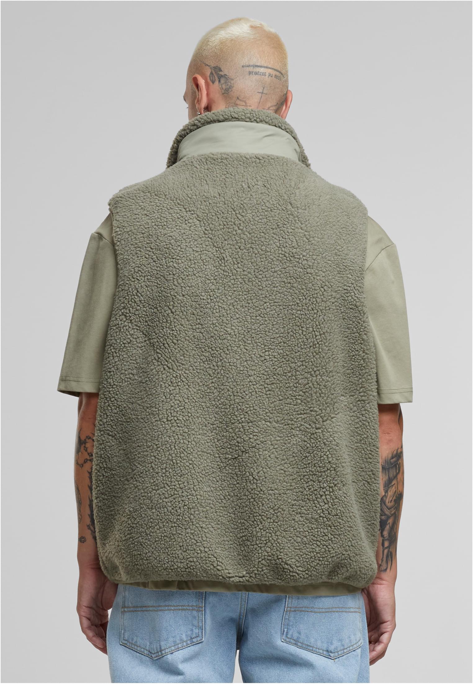 Sherpa Vest | palegreen