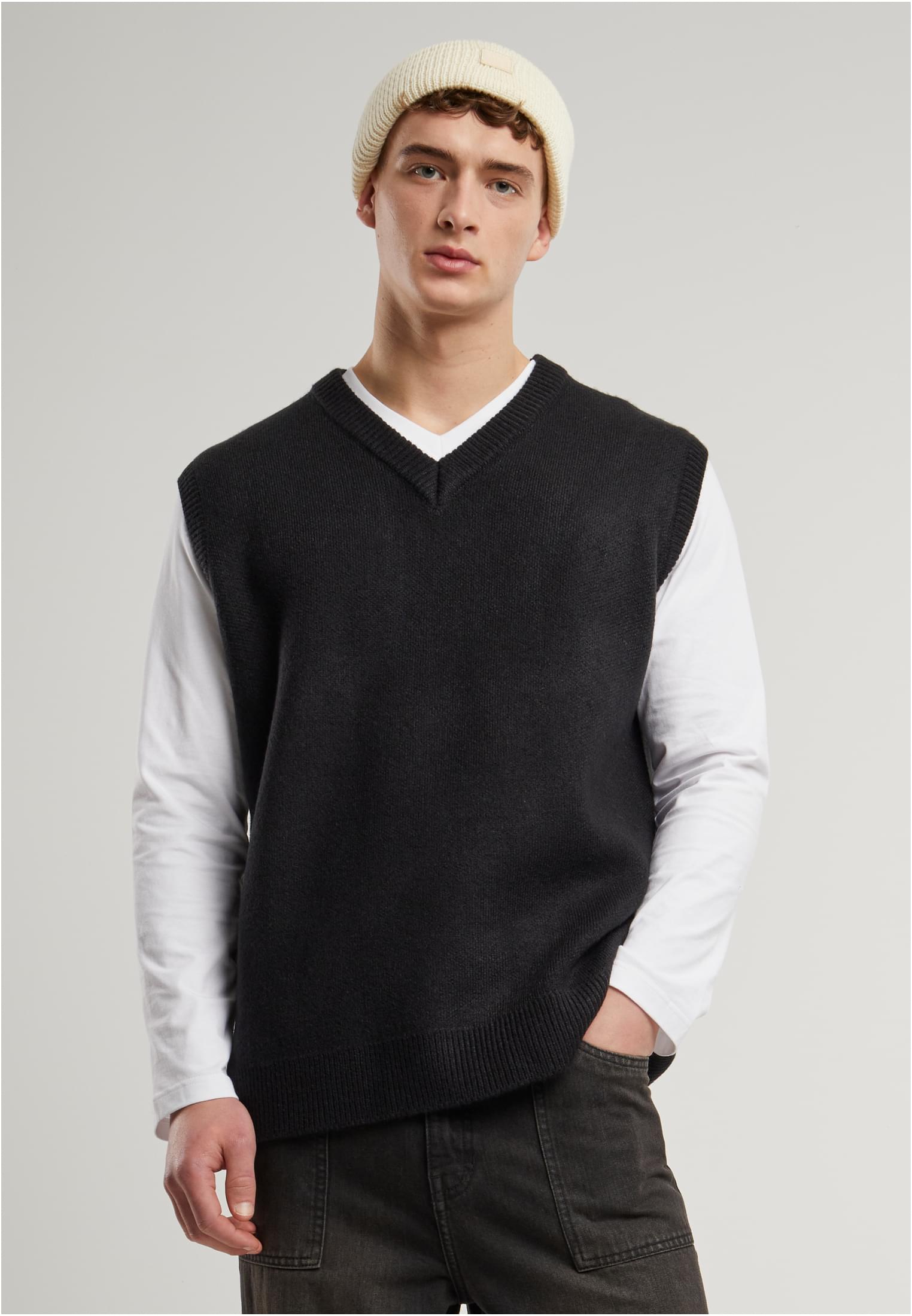 Knitted Vest | black