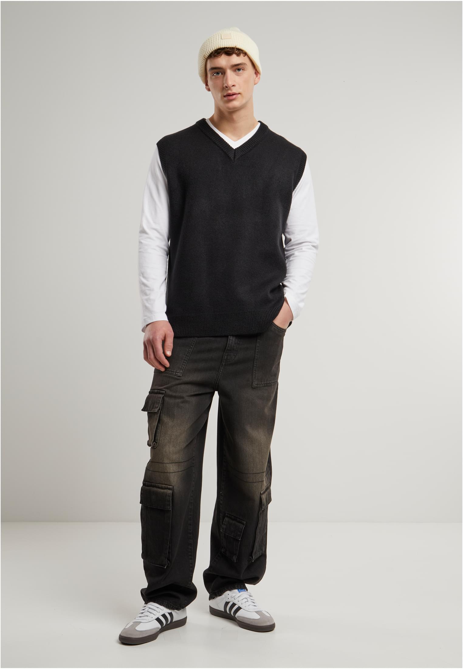 Knitted Vest | black