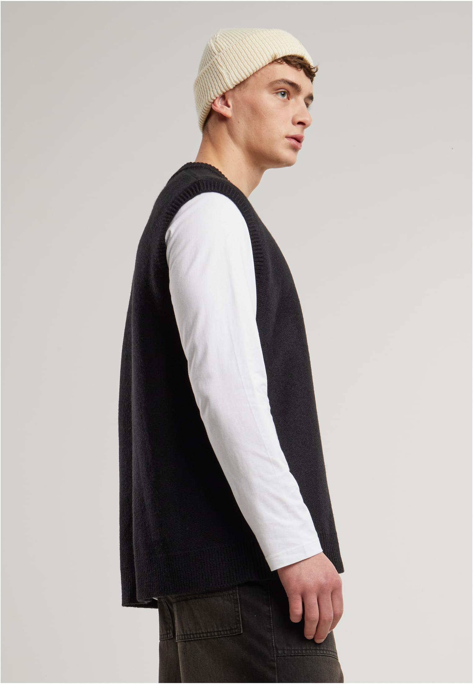 Knitted Vest | black