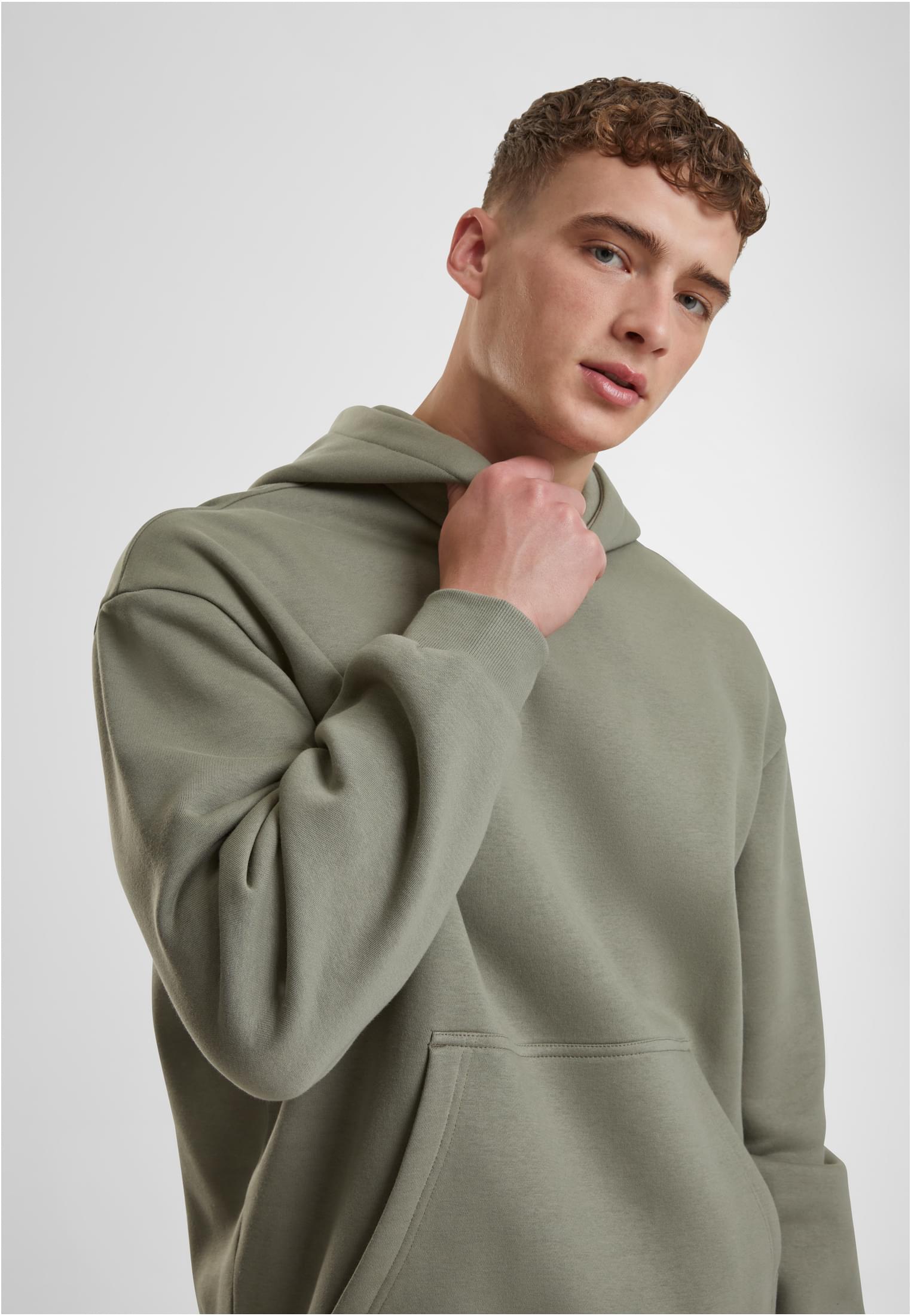 Fluffy Hoody | paleolive