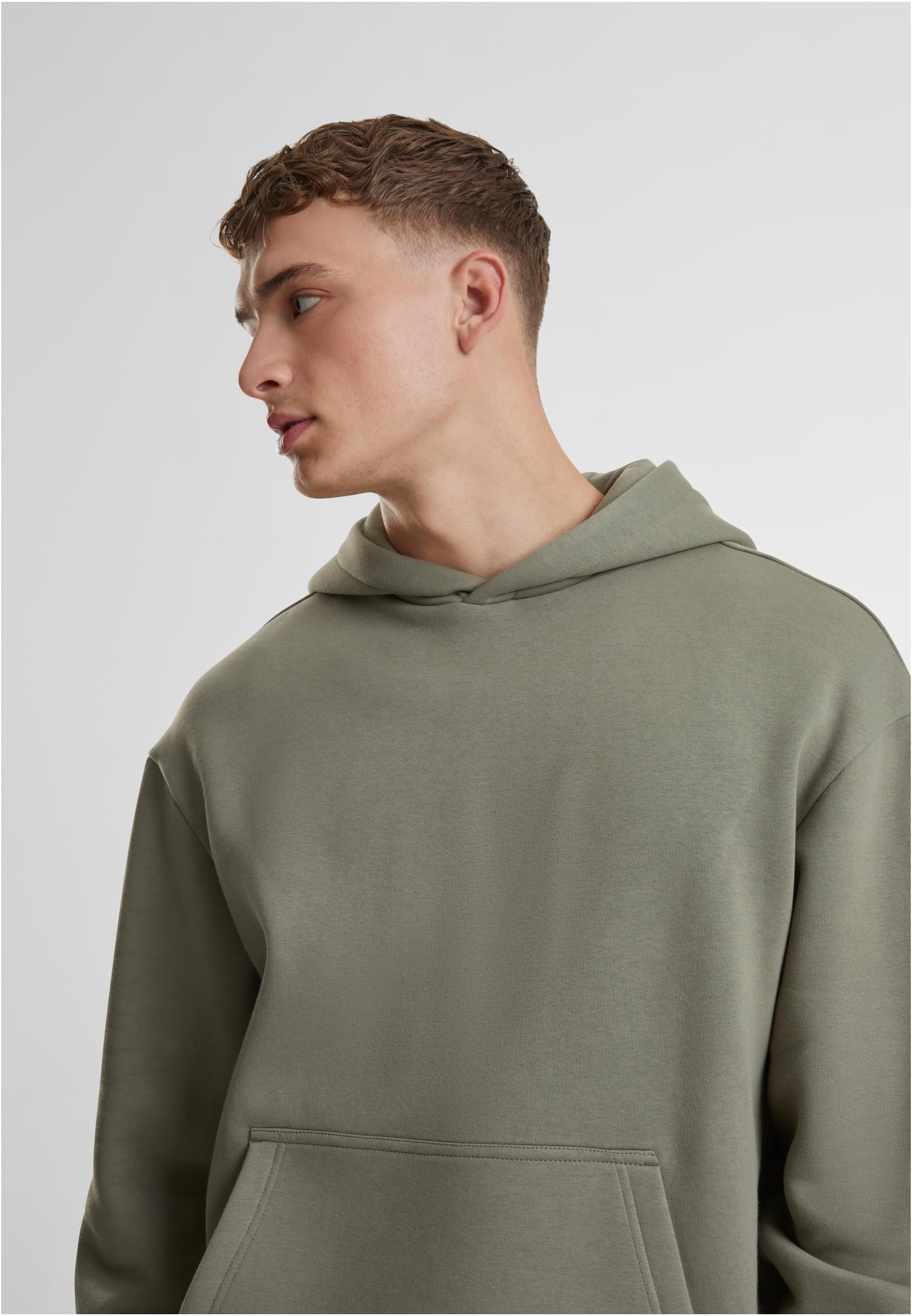 Fluffy Hoody | paleolive