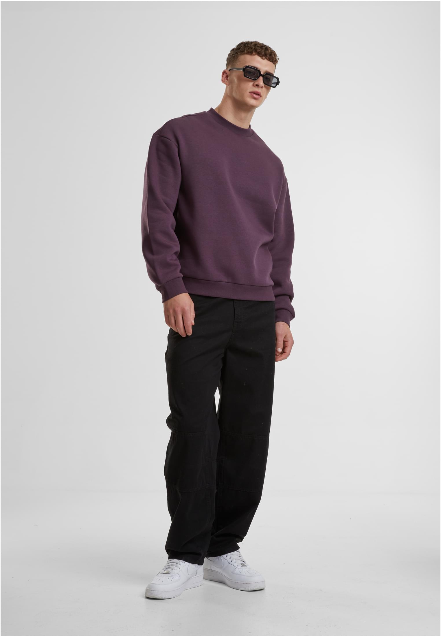 Fluffy Crewneck | plumpurple