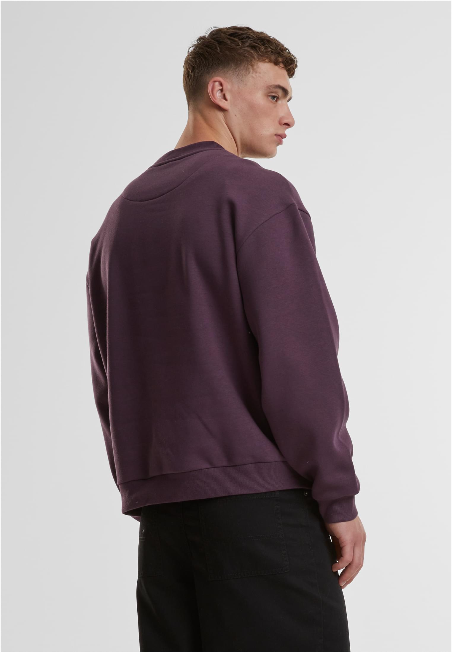 Fluffy Crewneck | plumpurple