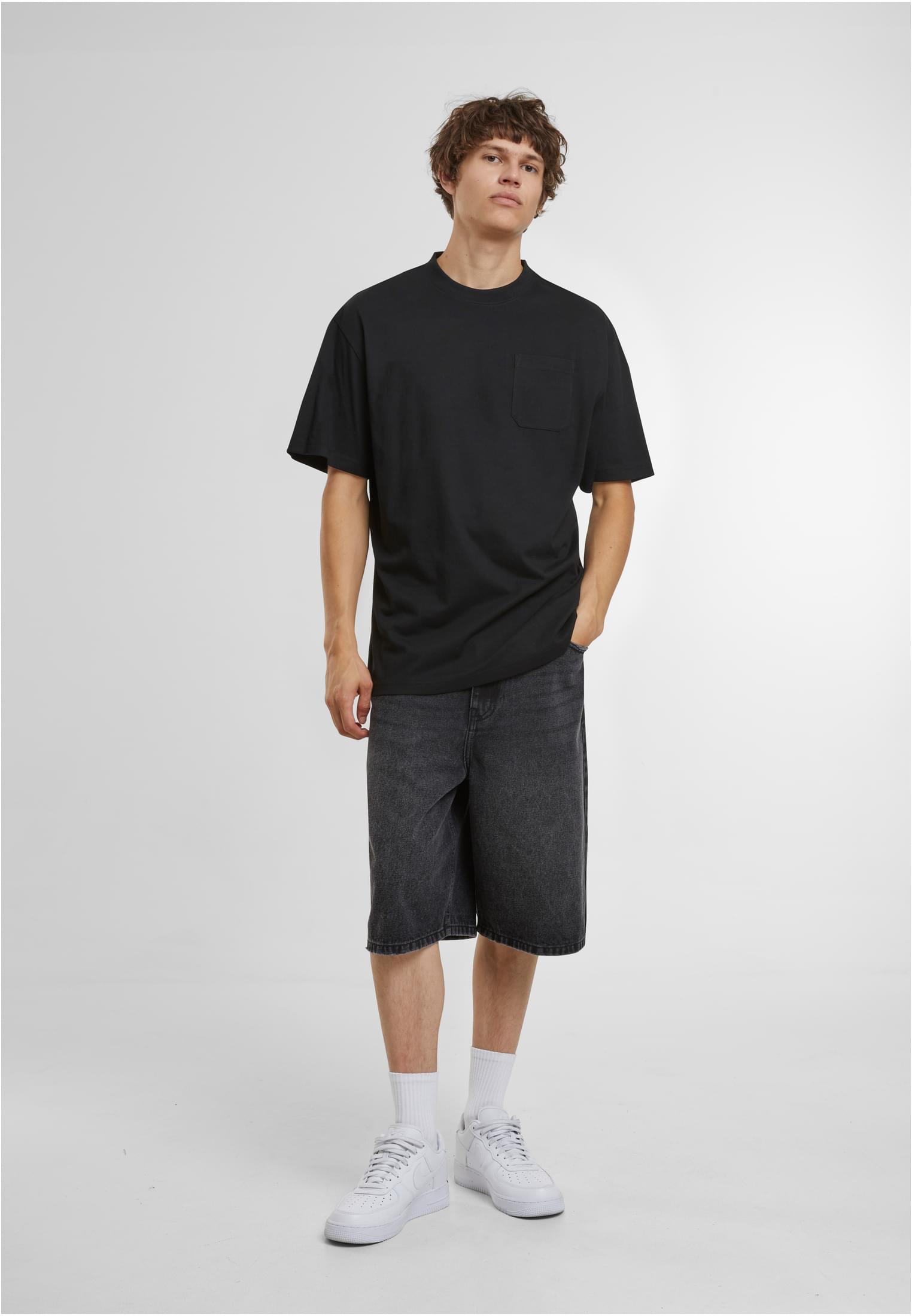 Tall Pocket Tee | black