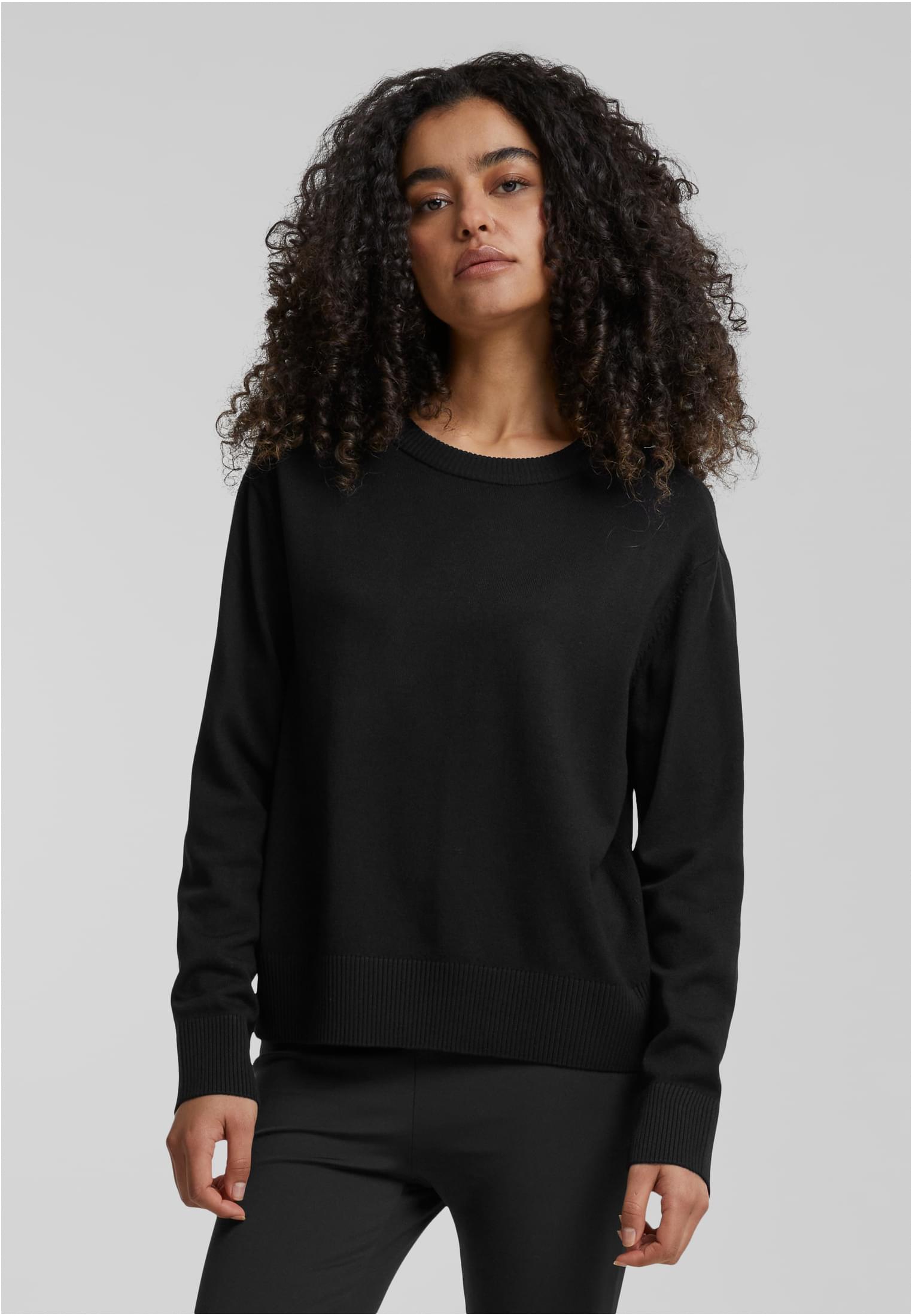 Ladies Knitted Roundneck Sweater | black