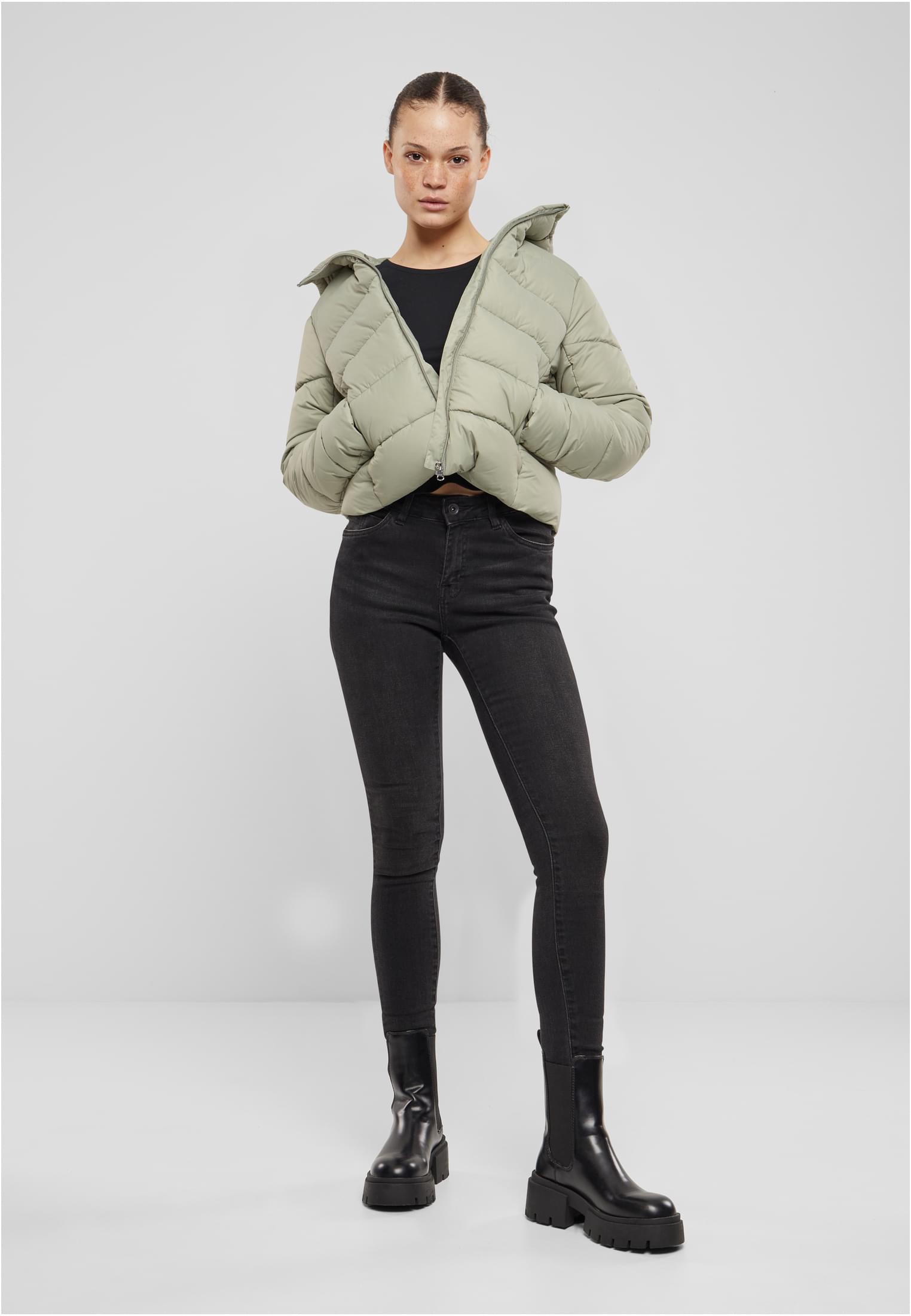 Ladies Short Puffer Jacket With Hood | salviagrey