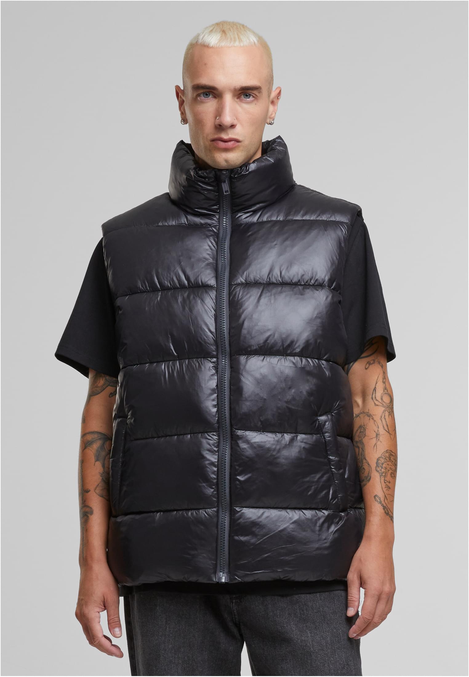 Recycled Big Puffer Vest | black