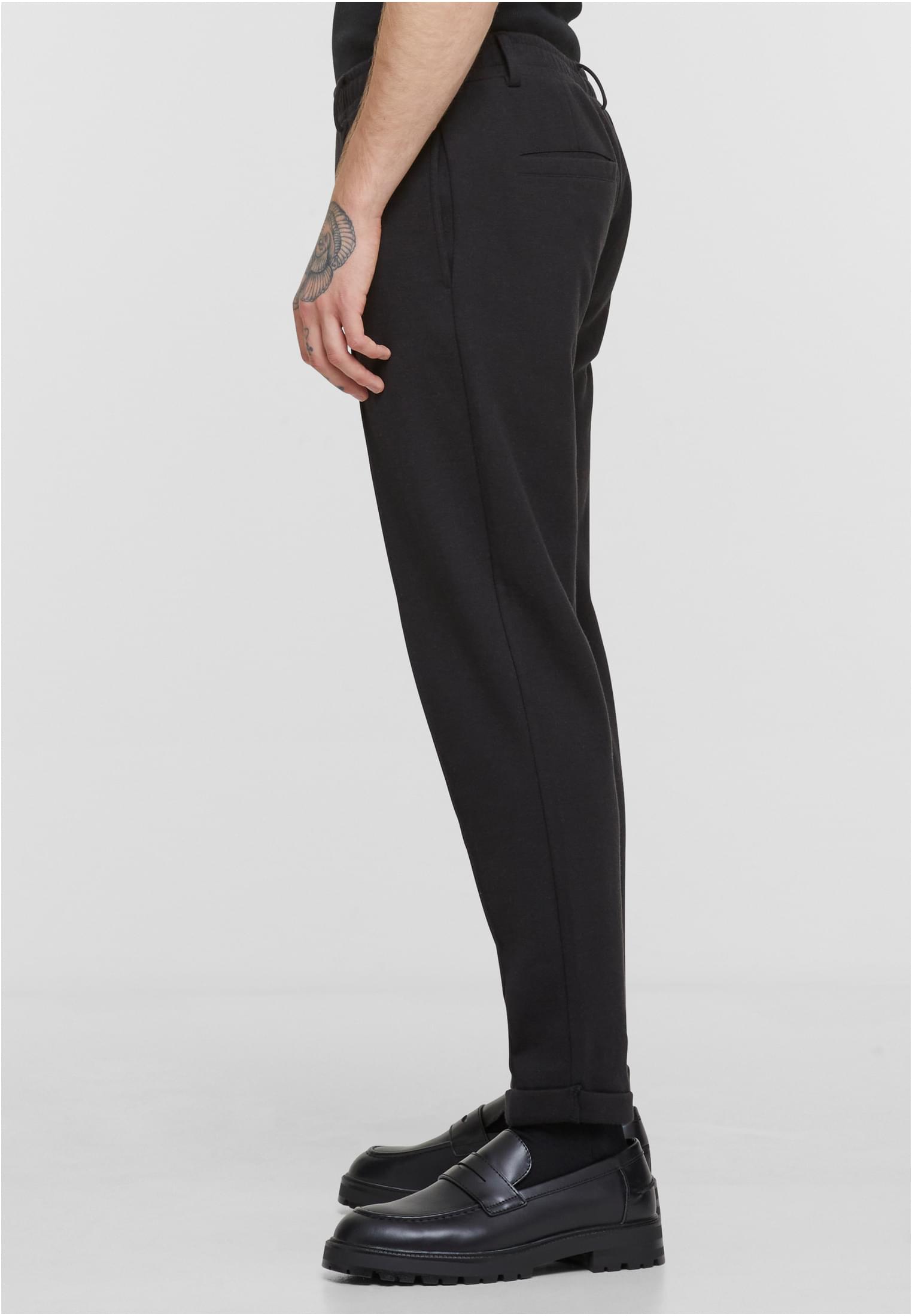 Cropped Interlock Jogg Chino | black