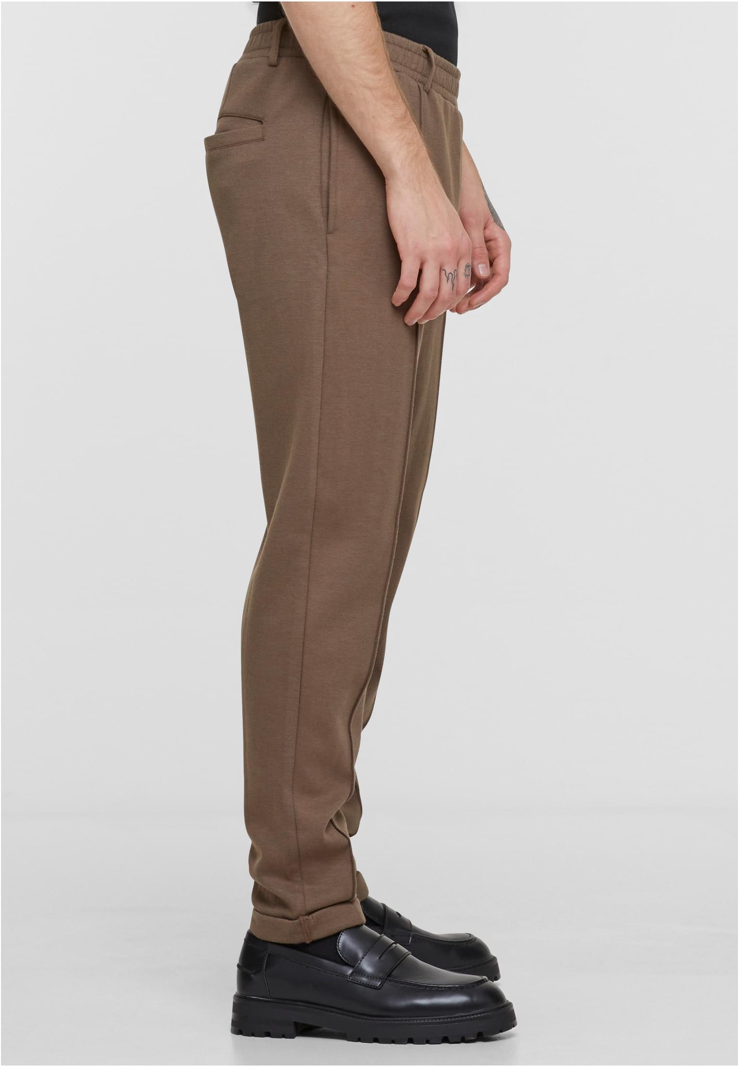 Cropped Interlock Jogg Chino | chalkbrown