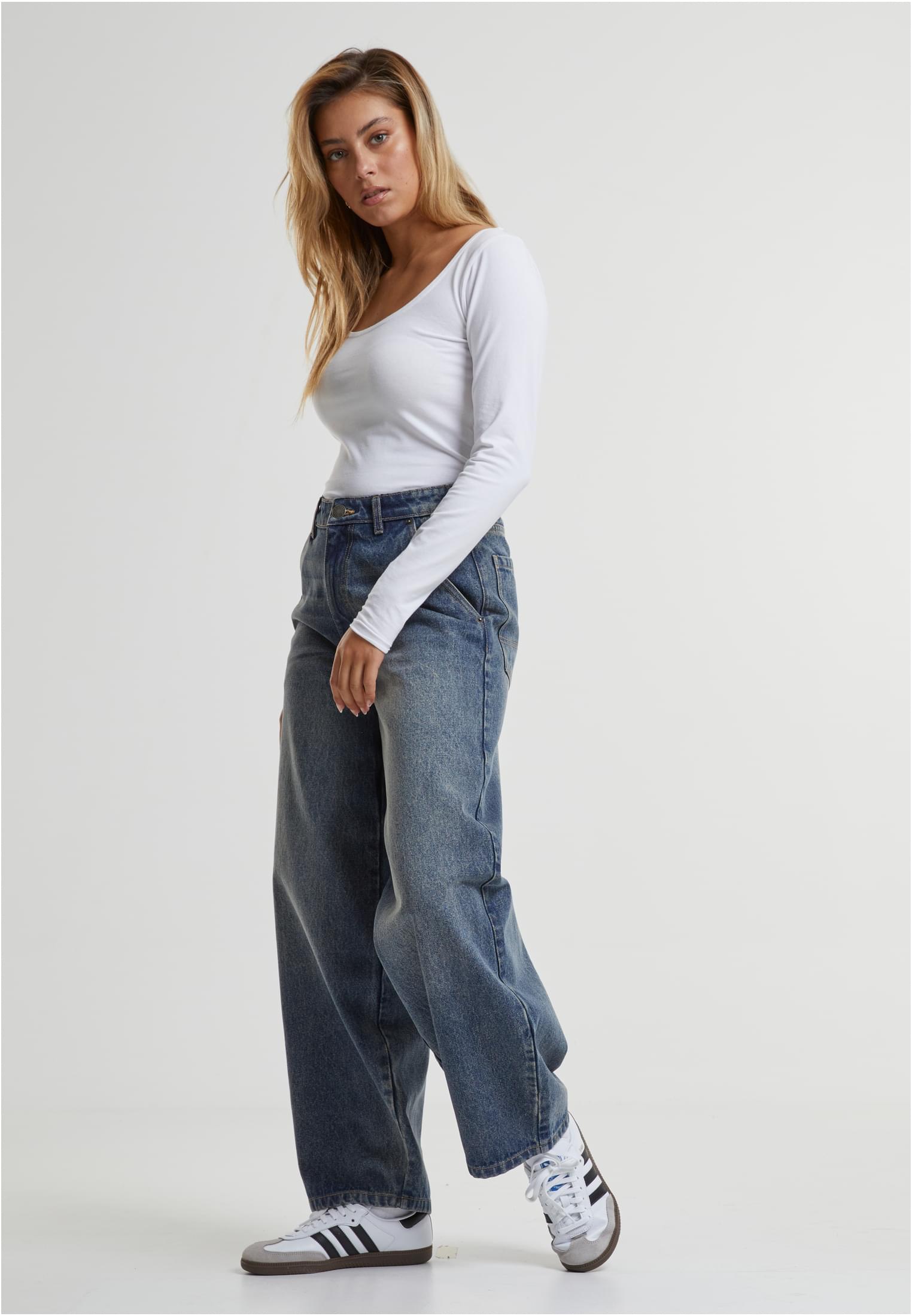 Ladies Tapered Baggy Jeans | dirty washed