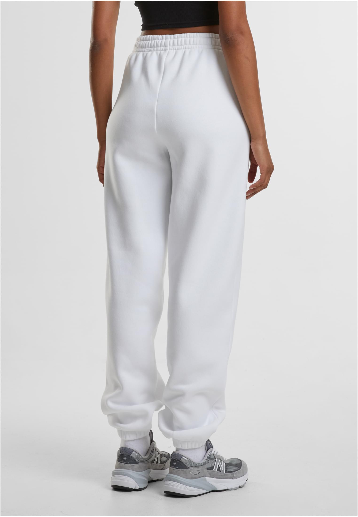 Ladies Fluffy Sweatpants | white