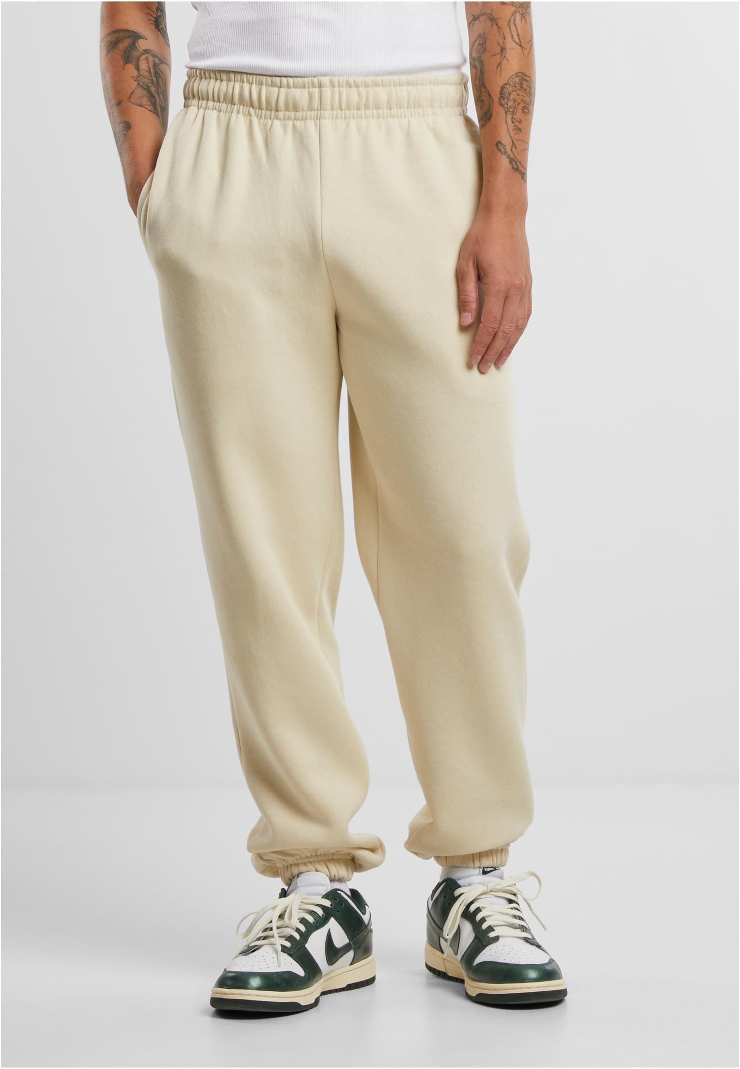 Basic Essential Sweatpants | sand