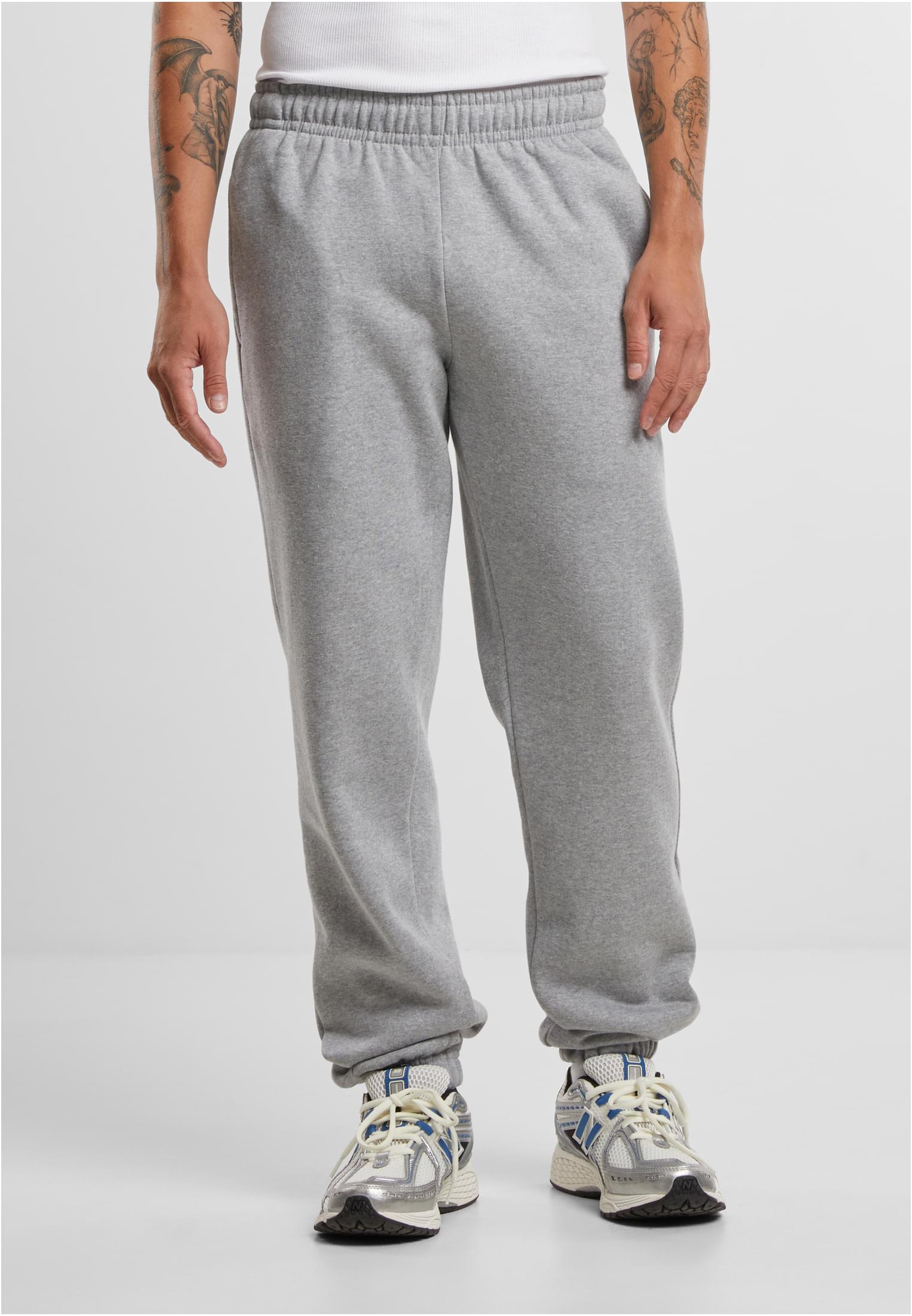 Basic Essential Sweatpants | heathergrey