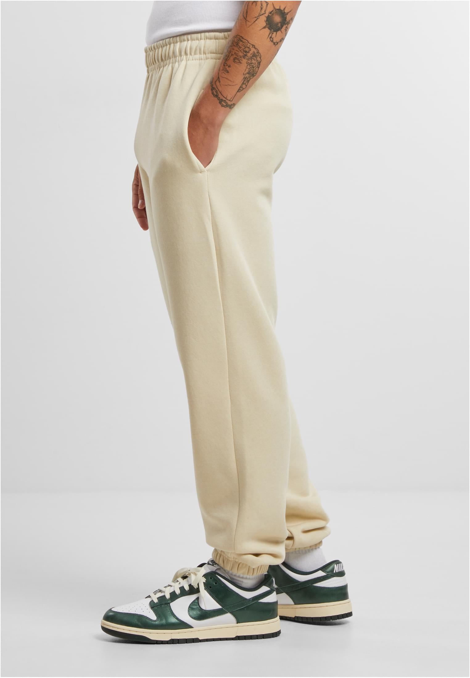 Basic Essential Sweatpants | sand