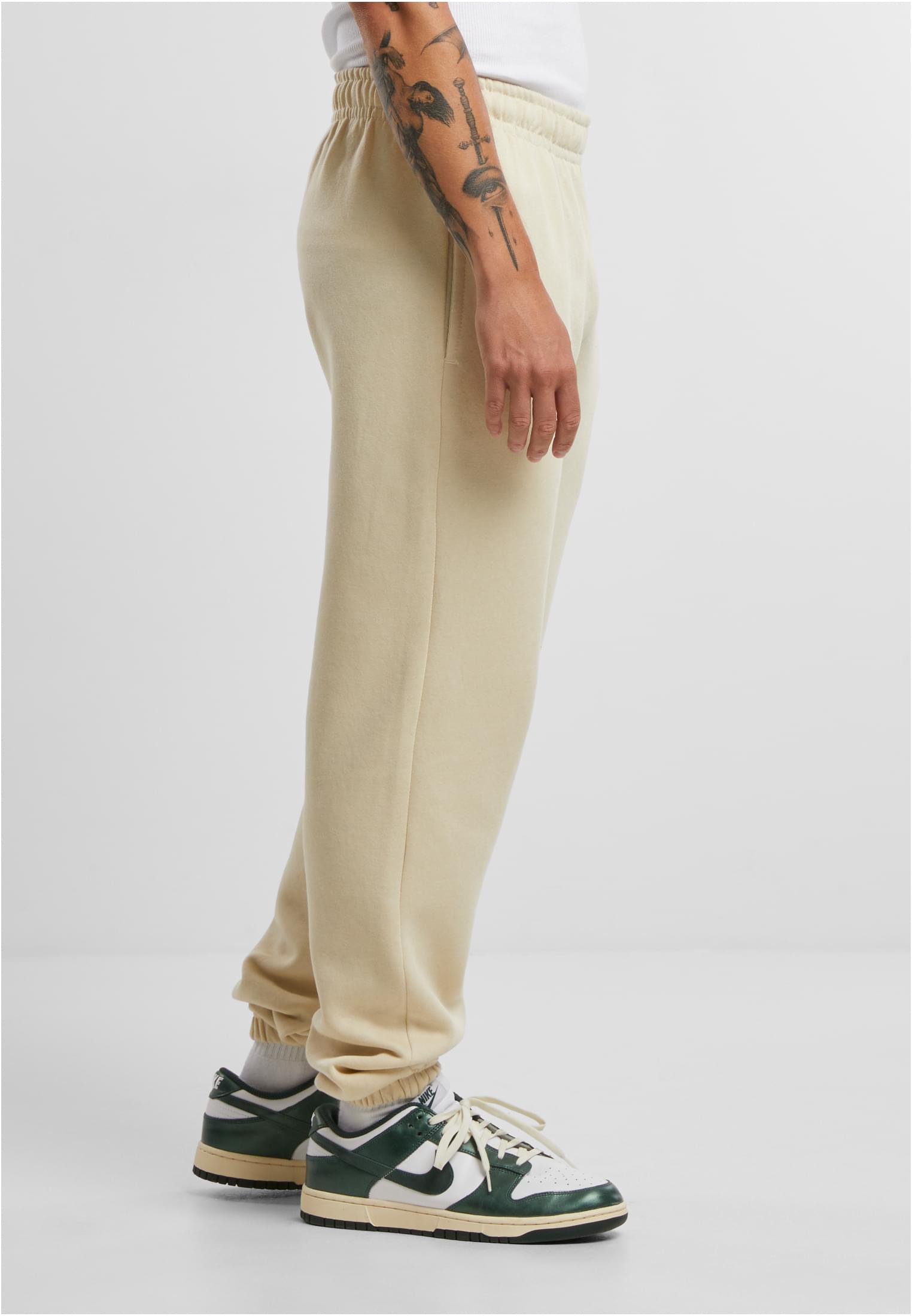 Basic Essential Sweatpants | sand