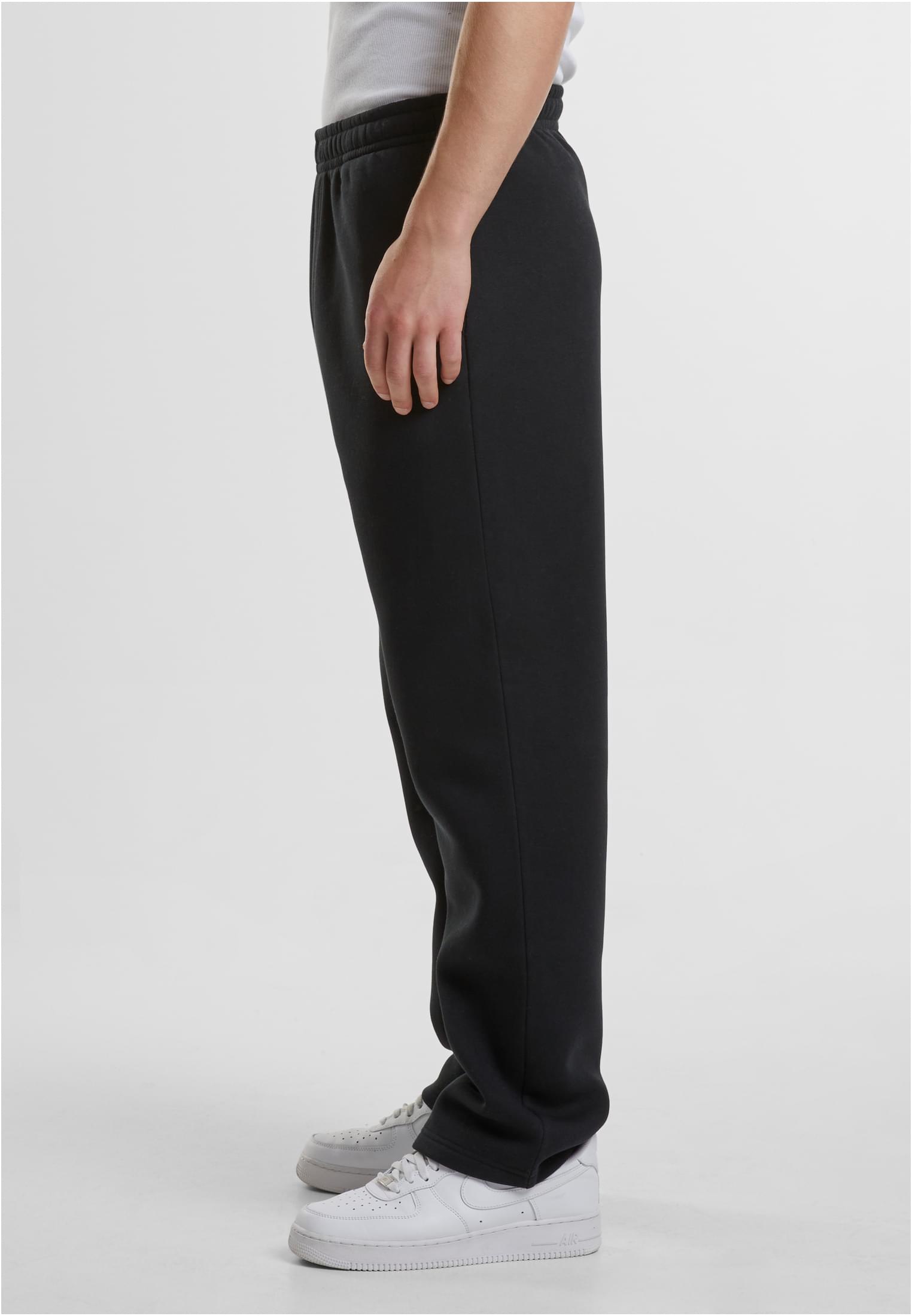 Fluffy Trackpants | black