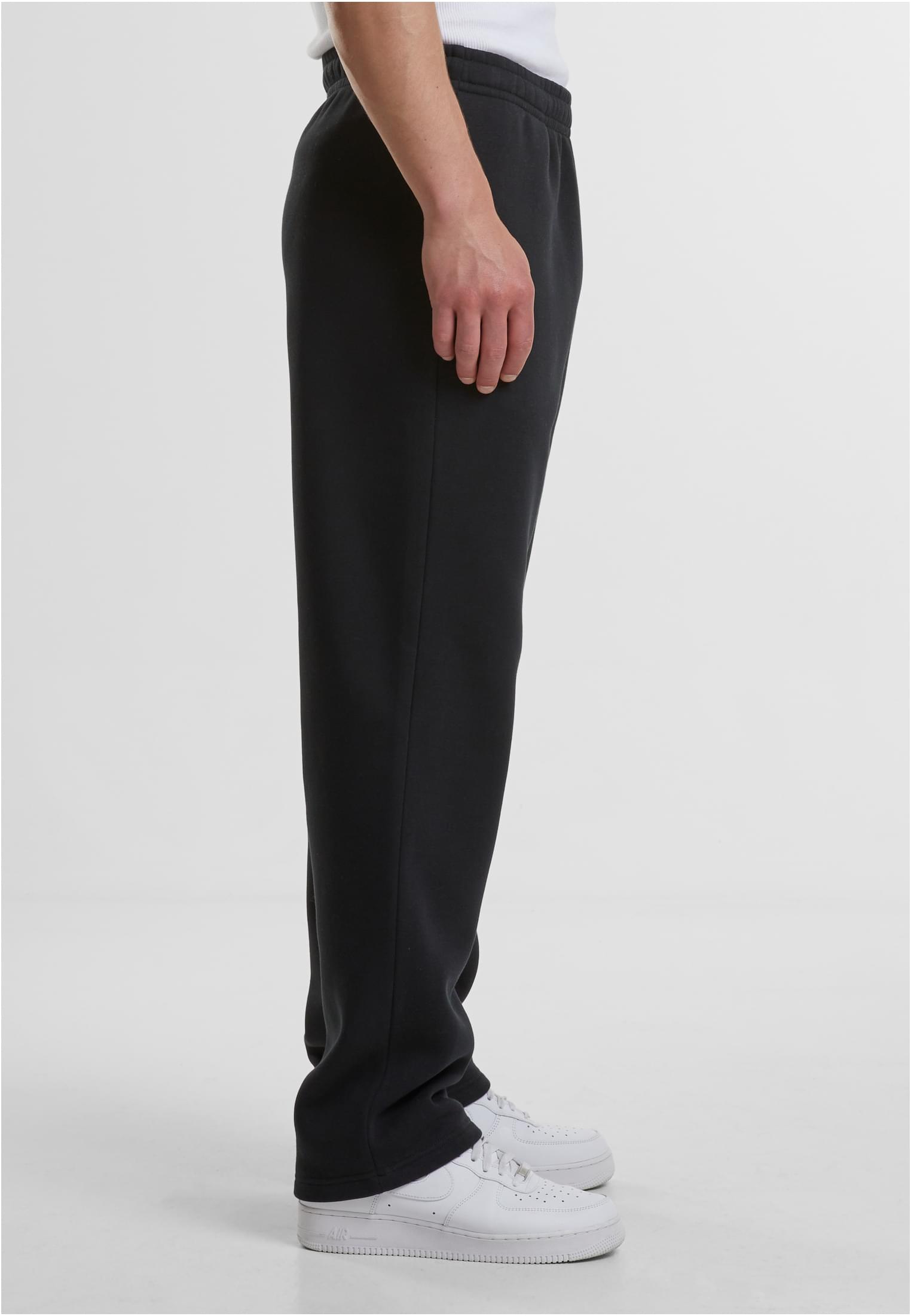 Fluffy Trackpants | black