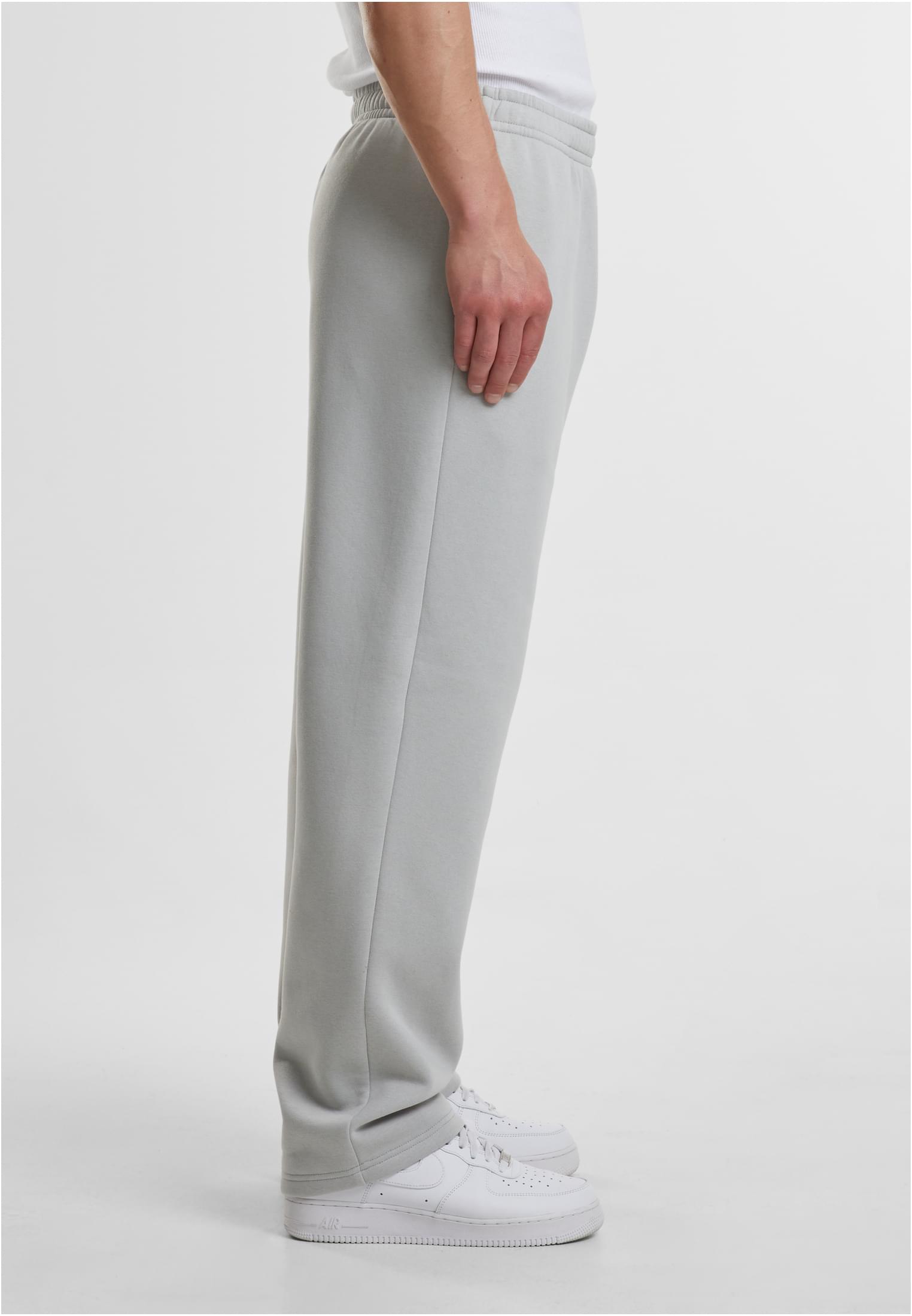 Fluffy Trackpants | lightasphalt