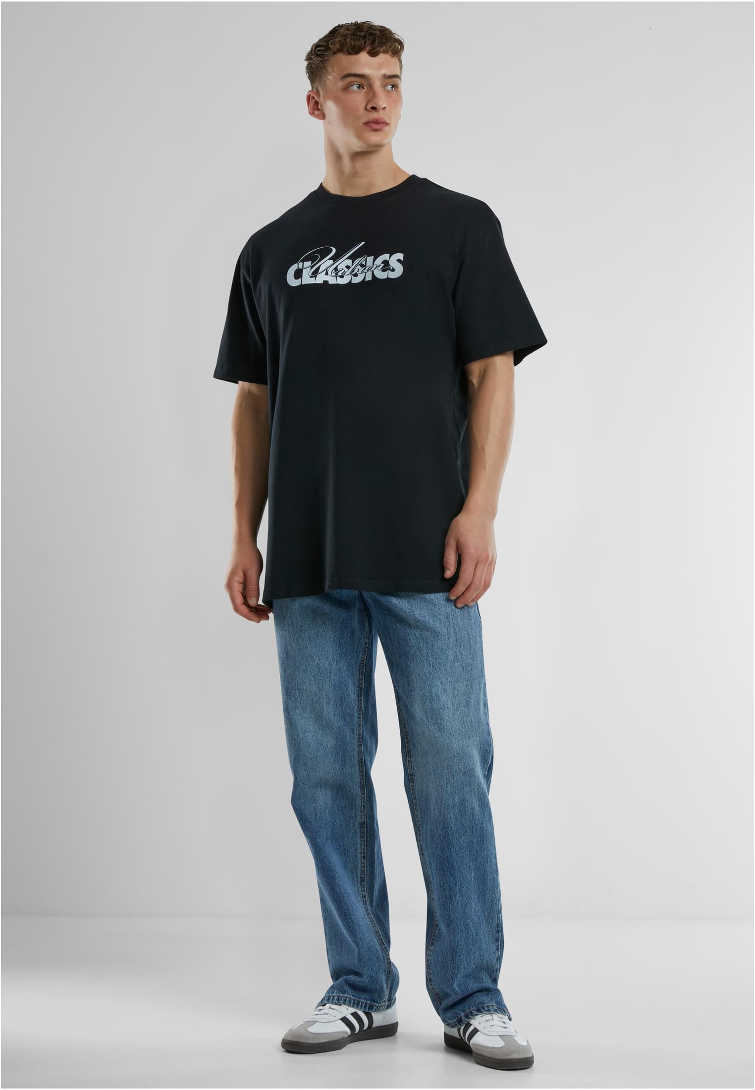 UC Cursive Bold Logo Heavy Oversized Tee | black