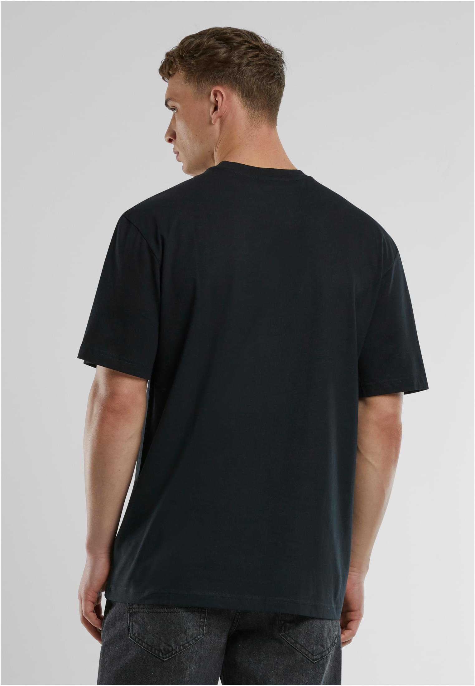 UC College Logo Tall Tee | black