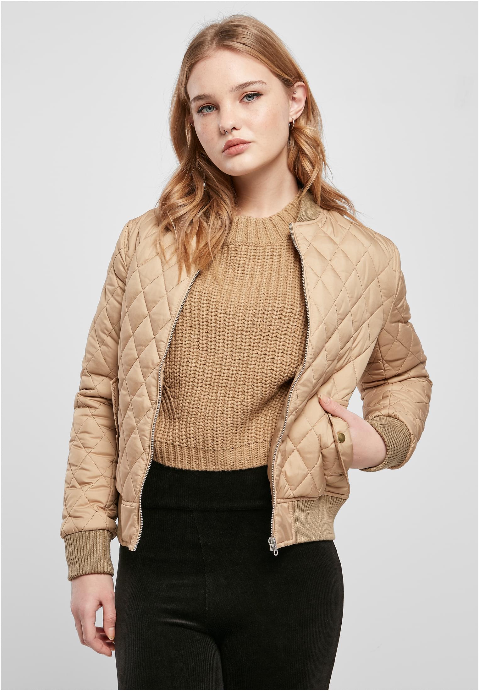 Ladies Diamond Quilt Nylon Jacket | unionbeige