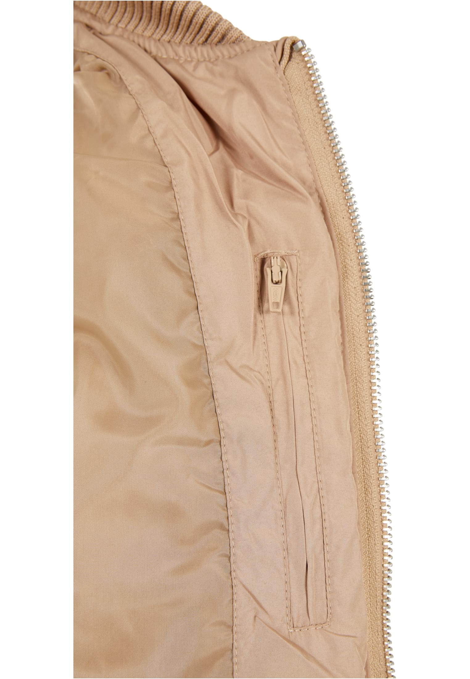 Ladies Diamond Quilt Nylon Jacket | unionbeige