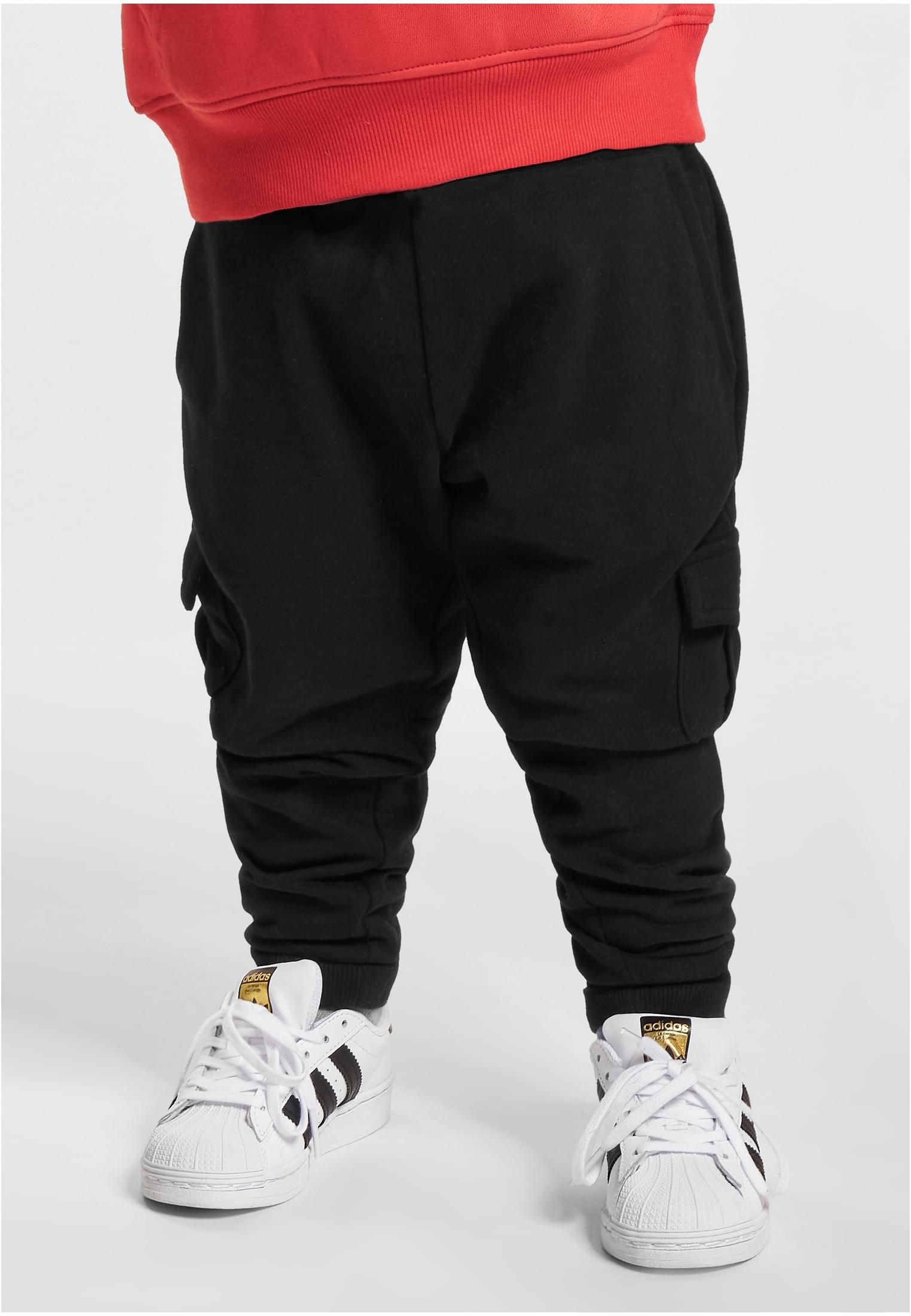 Boys Fitted Cargo Sweatpants | black