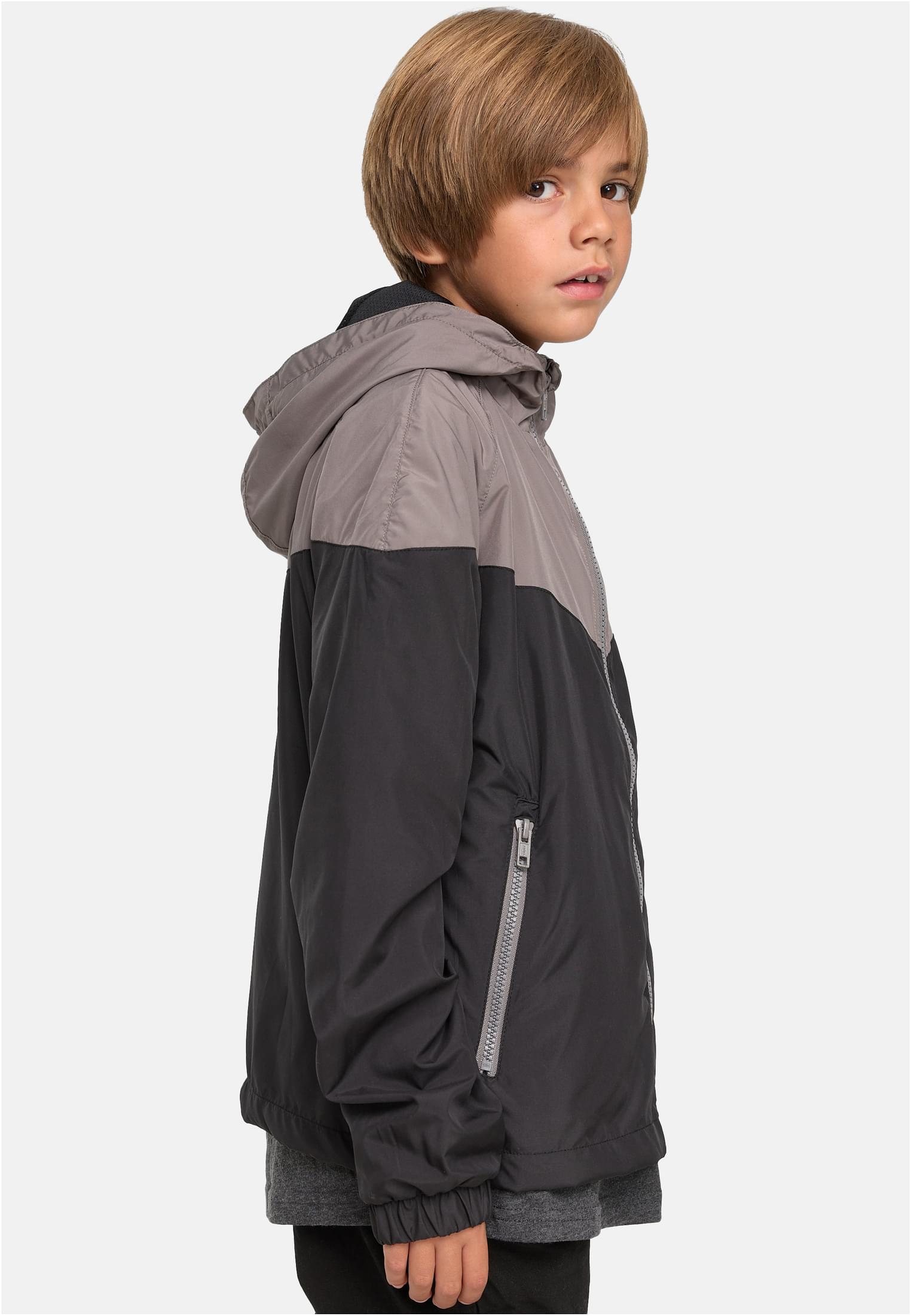 Boys 2-Tone Tech Windrunner | asphalt/black